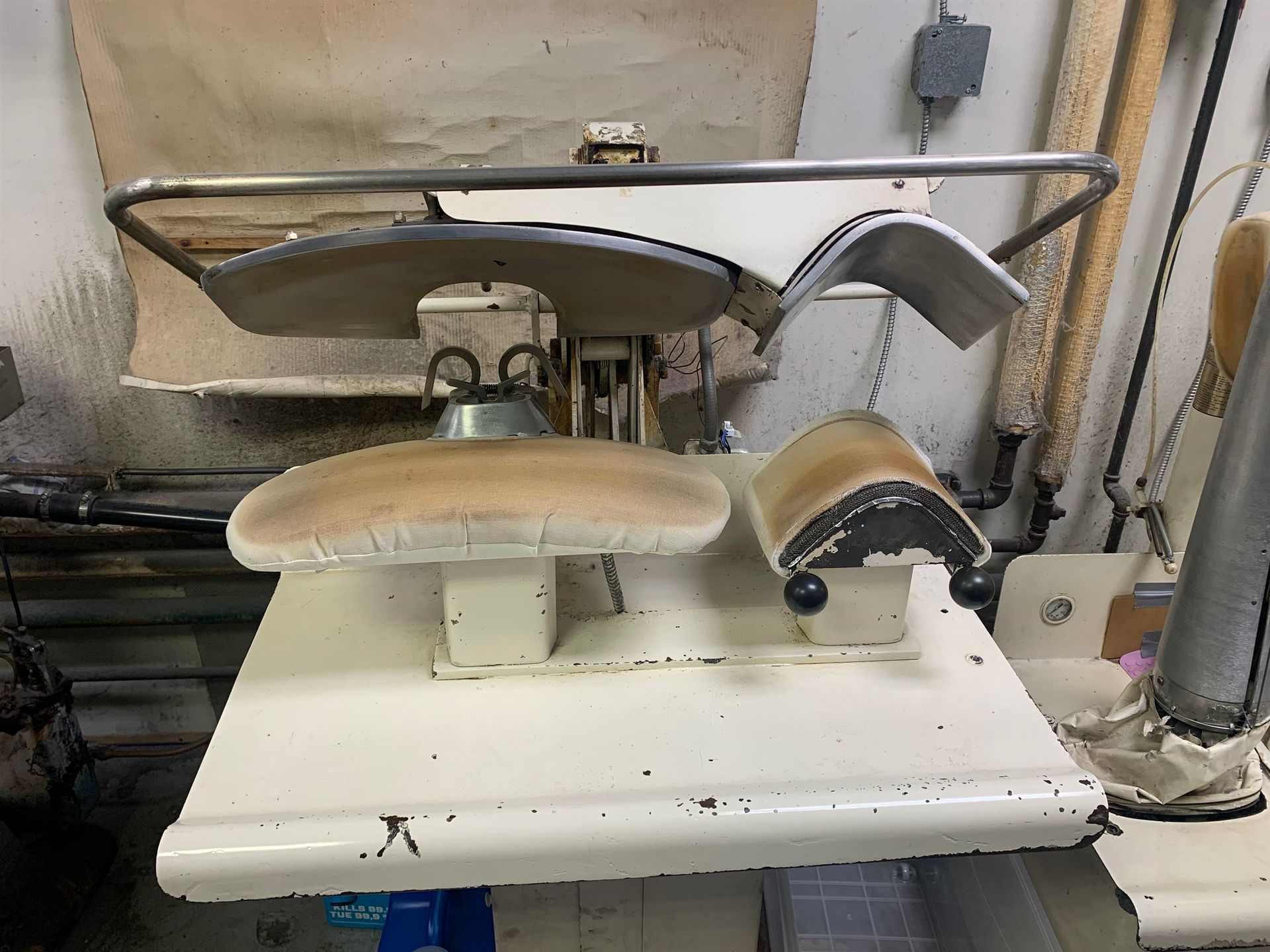 Photo 11 at 360 - 3025 Lougheed Highway, North Coquitlam, Coquitlam Photo 11 at 360 - 3025 Lougheed Highway, North Coquitlam, Coquitlam