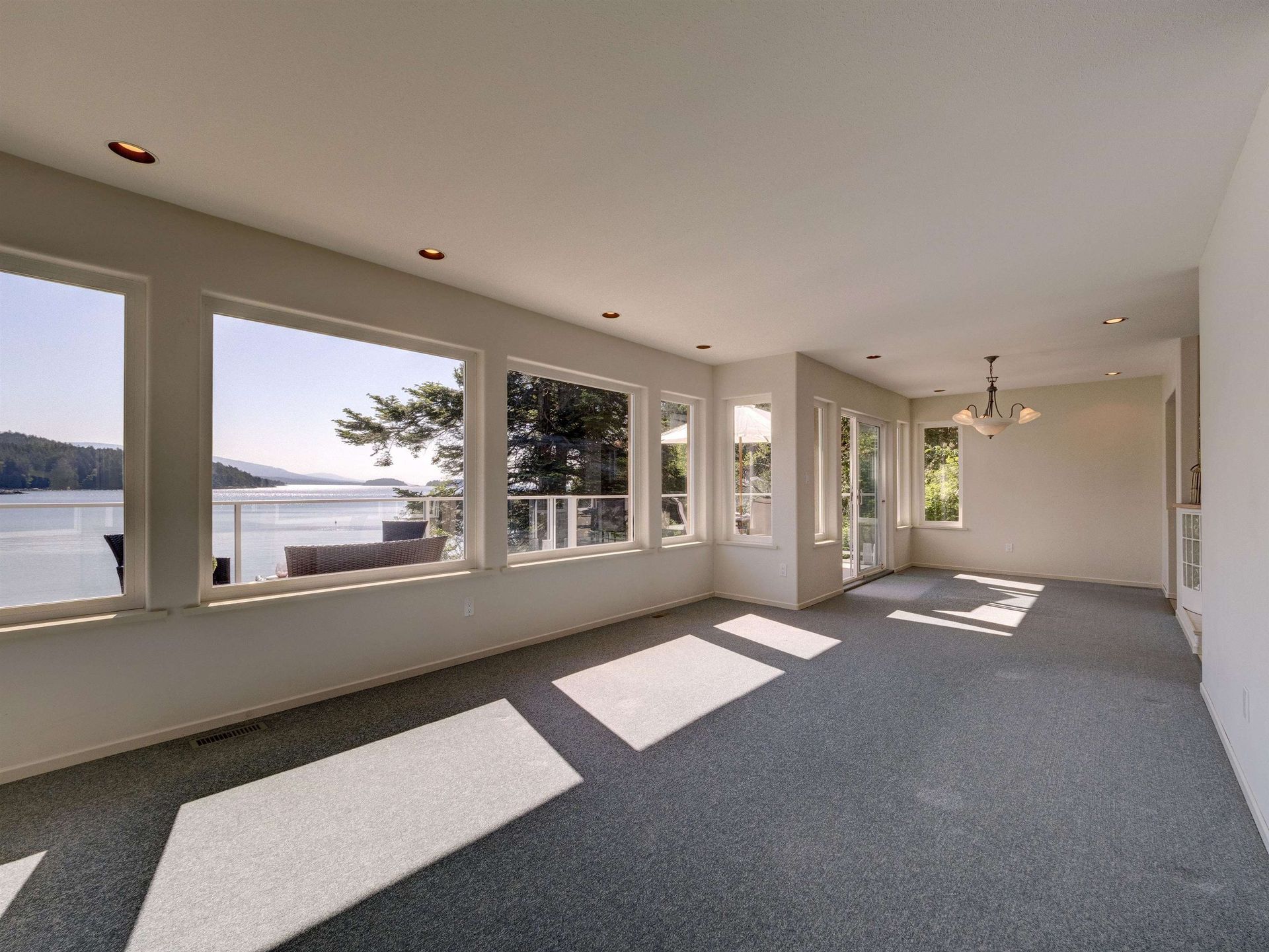 Photo 12 at 7659 Redrooffs Road, Halfmn Bay Secret Cv Redroofs, Sunshine Coast Photo 12 at 7659 Redrooffs Road, Halfmn Bay Secret Cv Redroofs, Sunshine Coast