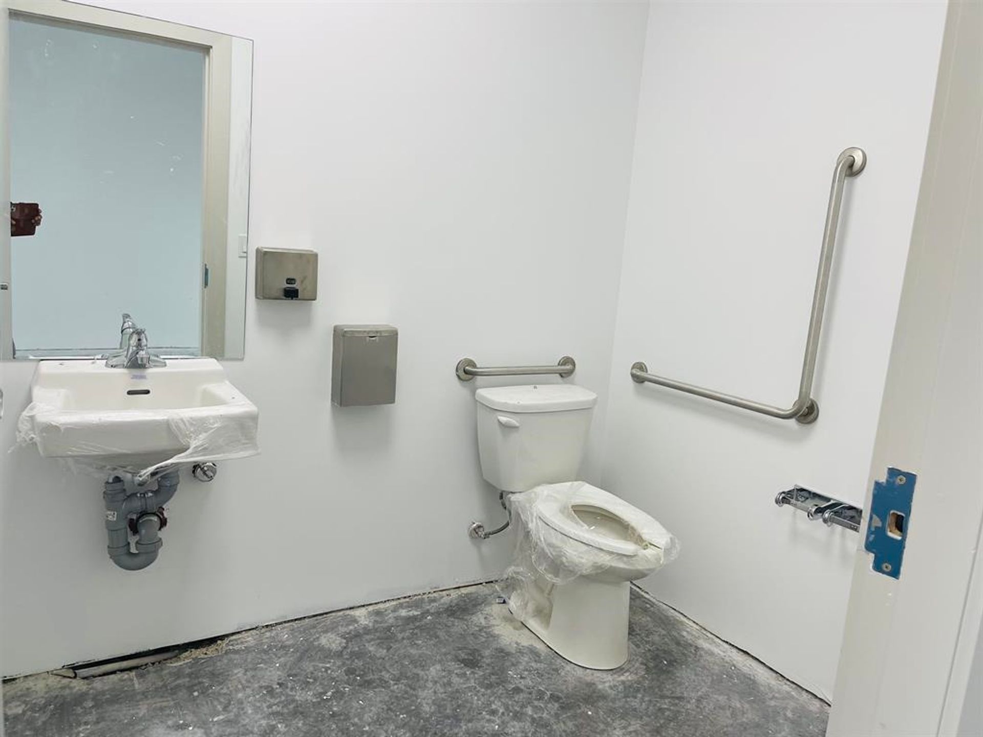 Photo 5 at 124 - 1779 Clearbrook Road, Poplar, Abbotsford Photo 5 at 124 - 1779 Clearbrook Road, Poplar, Abbotsford