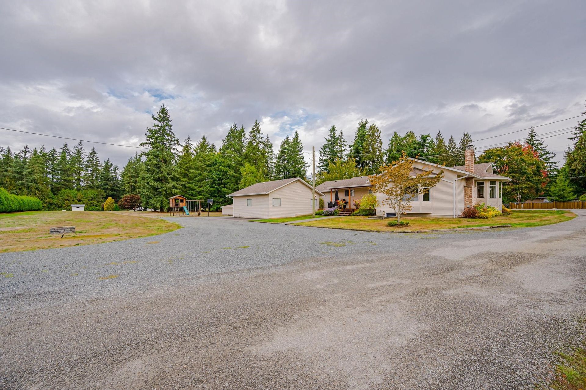 Photo 18 at 19810 20 Avenue, Brookswood Langley, Langley Photo 18 at 19810 20 Avenue, Brookswood Langley, Langley