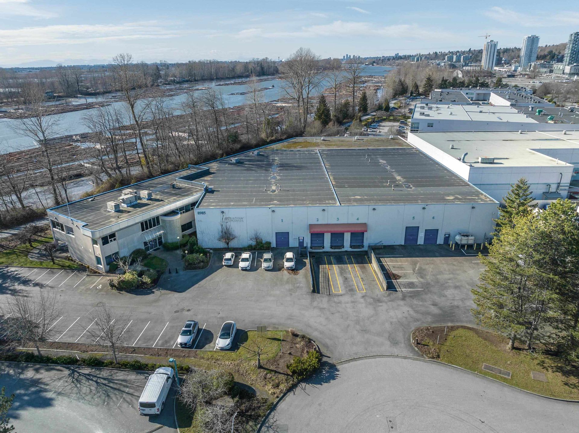 8985 Fraserwood Court, Big Bend, Burnaby South photo 5