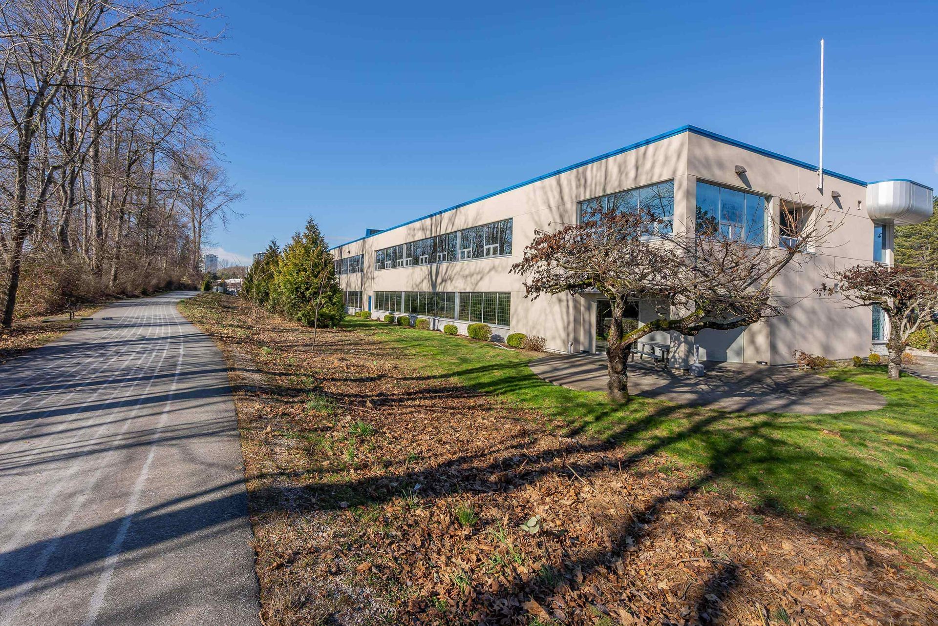 Photo 6 at 8985 Fraserwood Court, Big Bend, Burnaby South Photo 6 at 8985 Fraserwood Court, Big Bend, Burnaby South