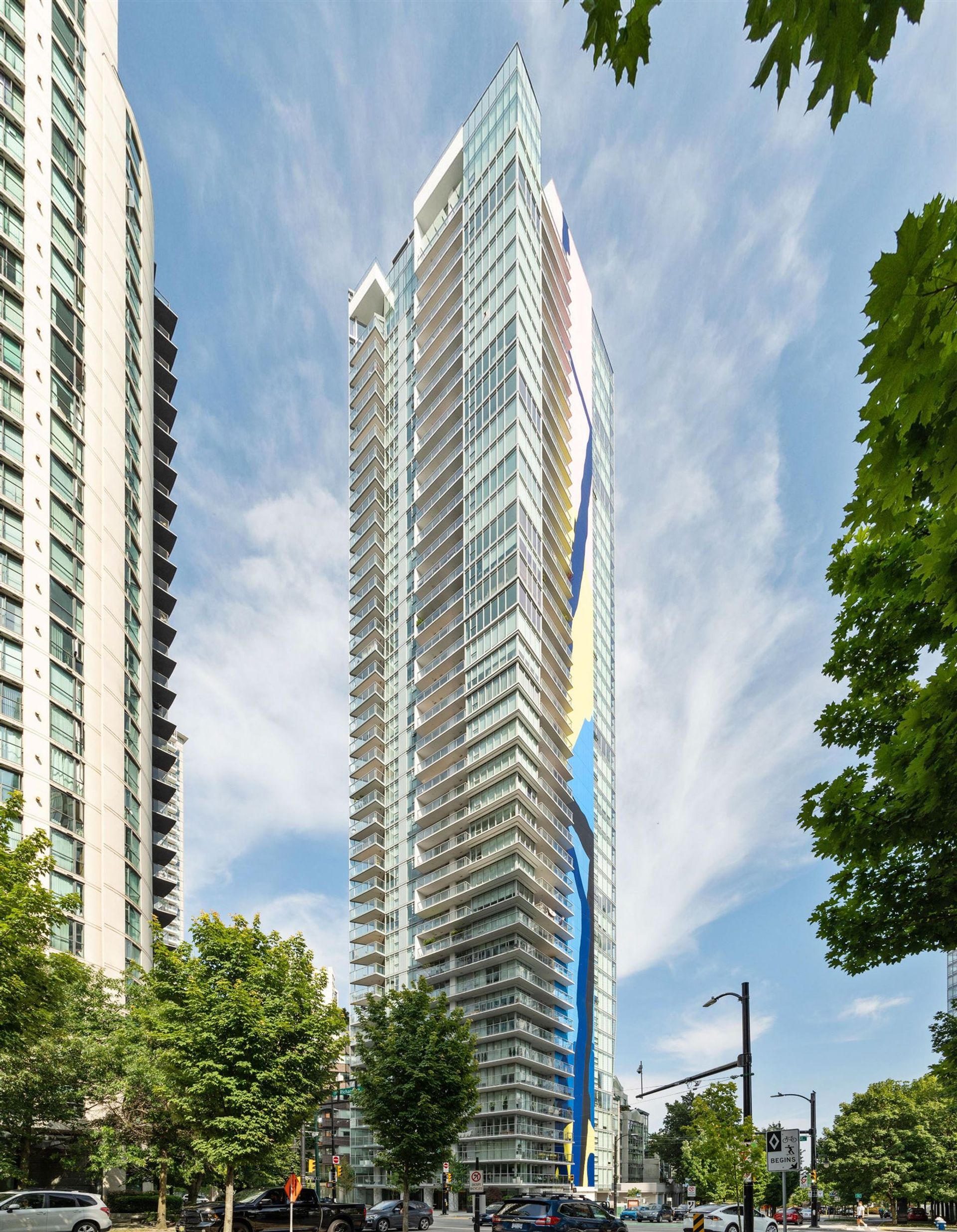 1701 - 499 Pacific Street, Heart of Yaletown (Yaletown), Vancouver West photo number 2 1701 - 499 Pacific Street, Heart of Yaletown (Yaletown), Vancouver West photo number 2