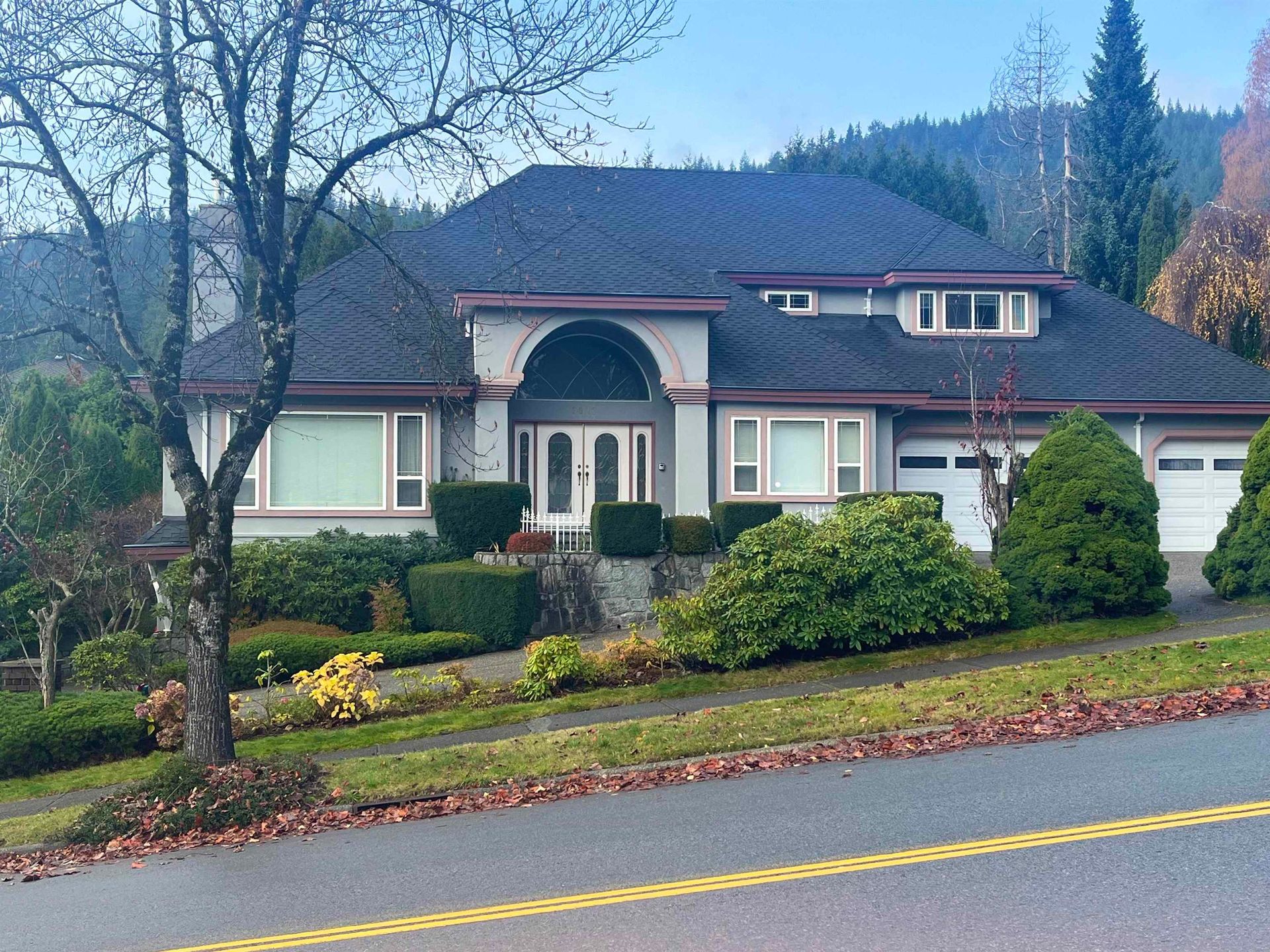 3022 Plateau Boulevard, Westwood Plateau, Coquitlam by Joe Lee - Real Broker 3022 Plateau Boulevard, Westwood Plateau, Coquitlam