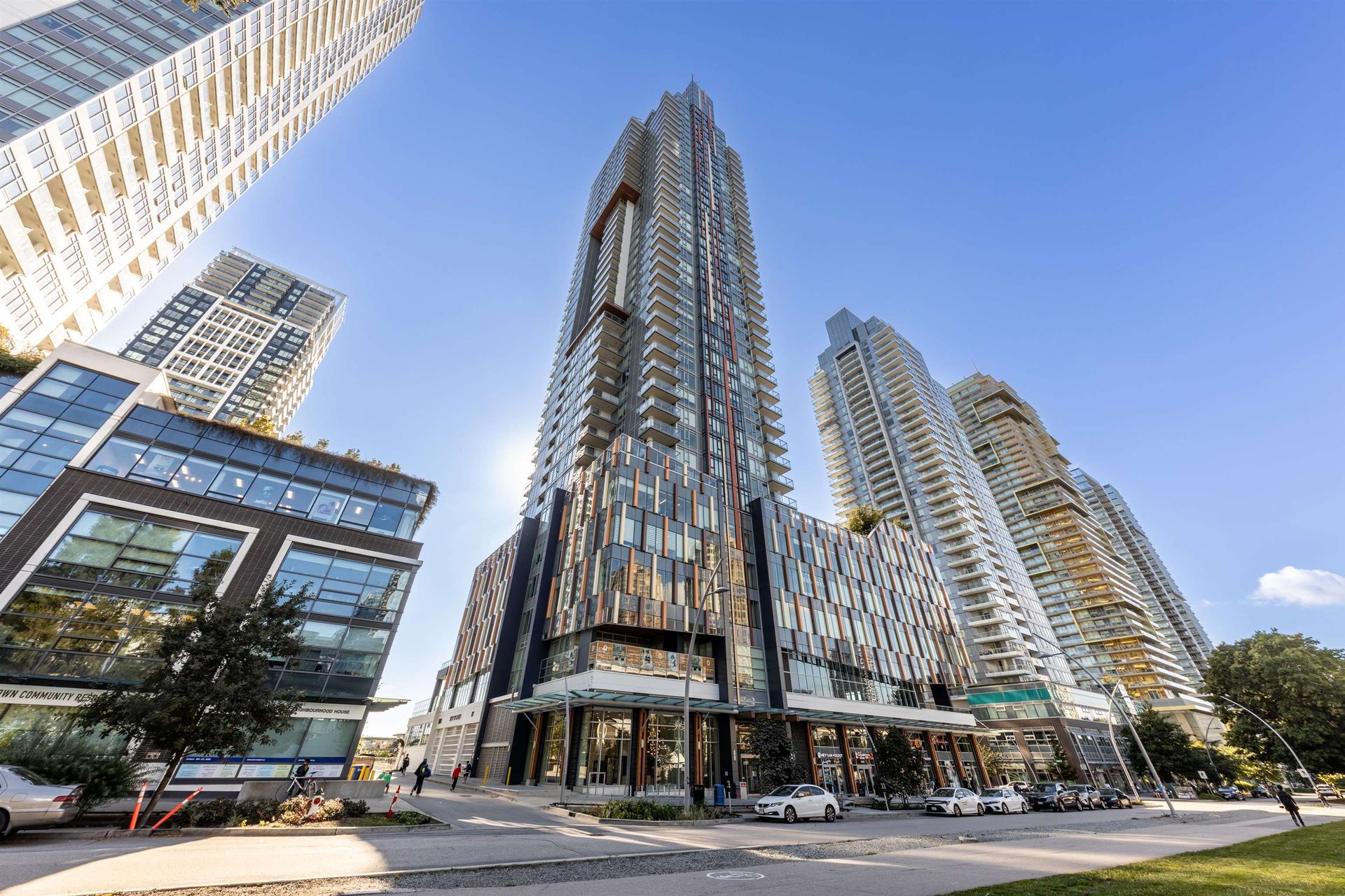 3703 - 4458 Beresford Street, Metrotown, Burnaby South by Anthony Drlje PREC* 3703 - 4458 Beresford Street, Metrotown, Burnaby South