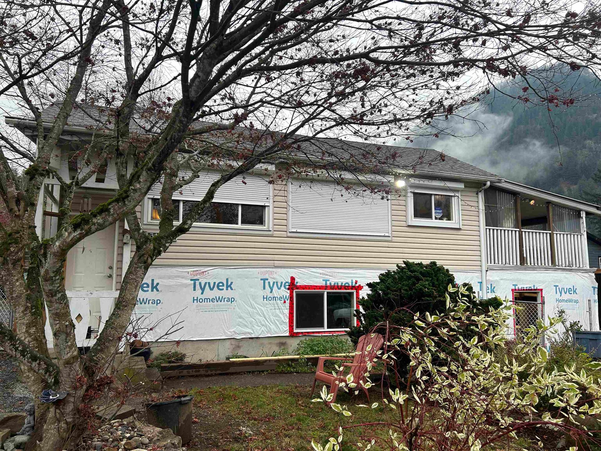 Photo of 31229 Douglas Street, Yale – Dogwood Valley, Fraser Canyon Photo of 31229 Douglas Street, Yale – Dogwood Valley, Fraser Canyon