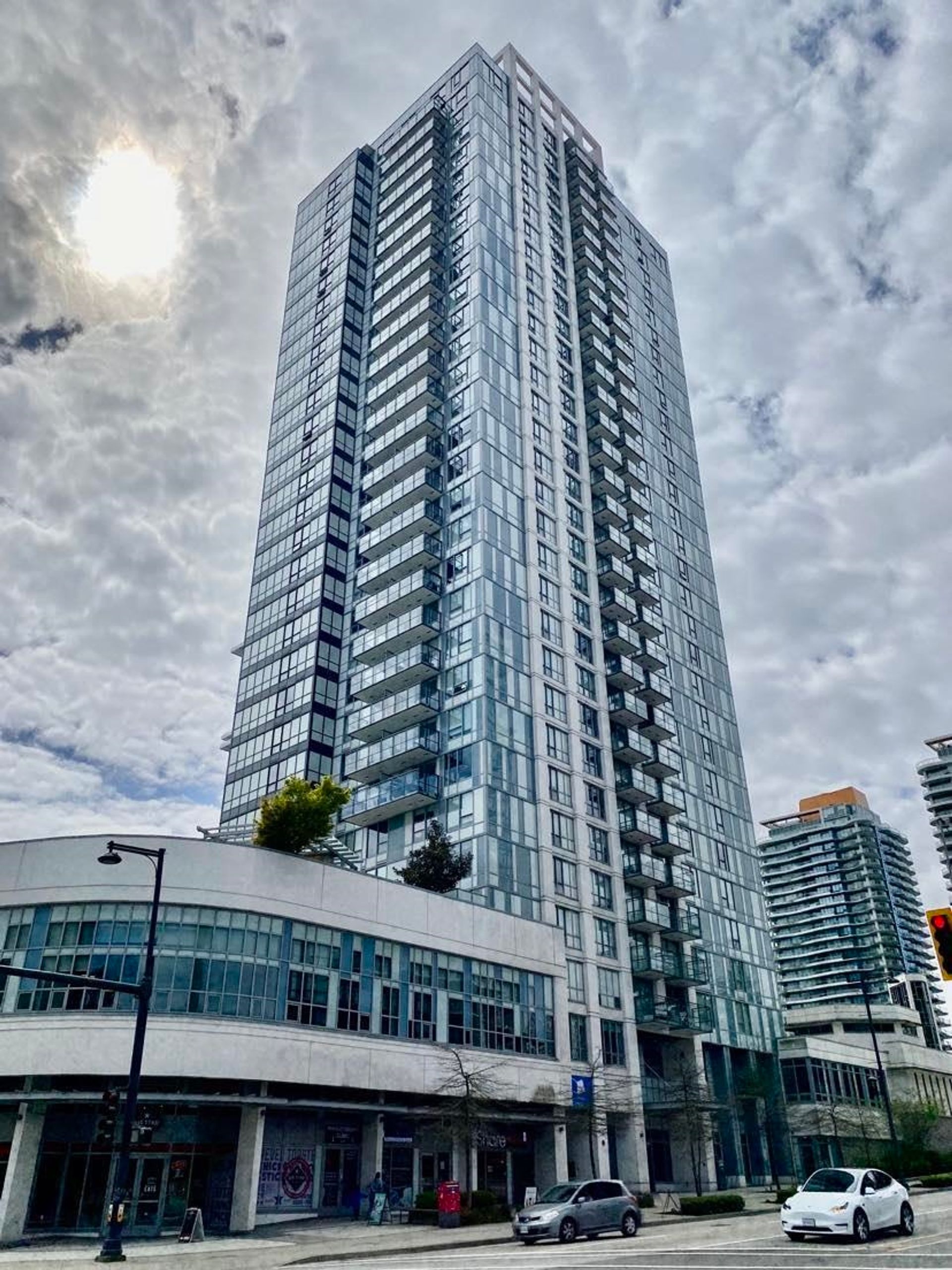 2210 - 13398 104 Avenue, Whalley, North Surrey