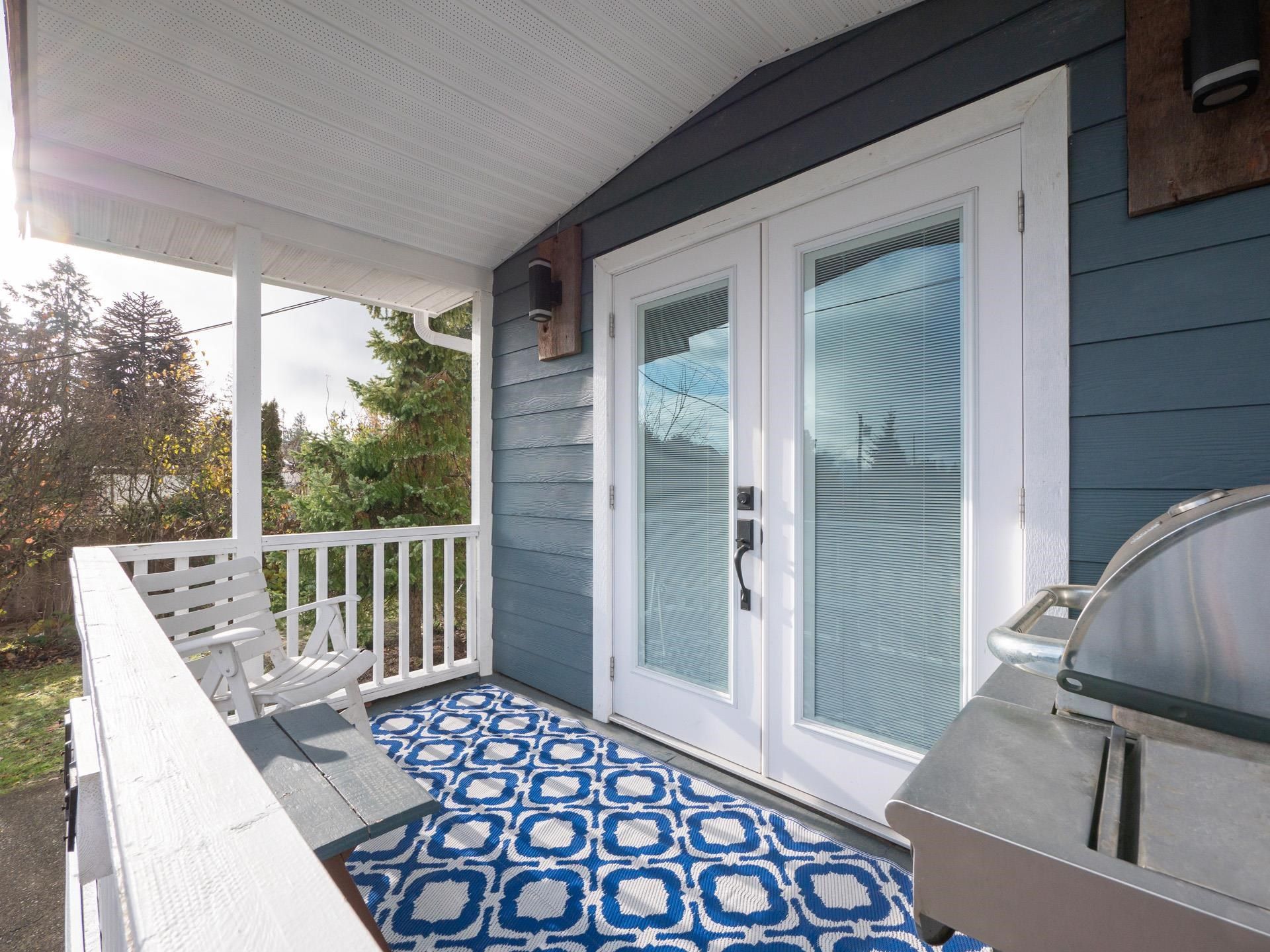 Photo 3 at 747 Cascade Crescent, Gibsons & Area, Sunshine Coast Photo 3 at 747 Cascade Crescent, Gibsons & Area, Sunshine Coast