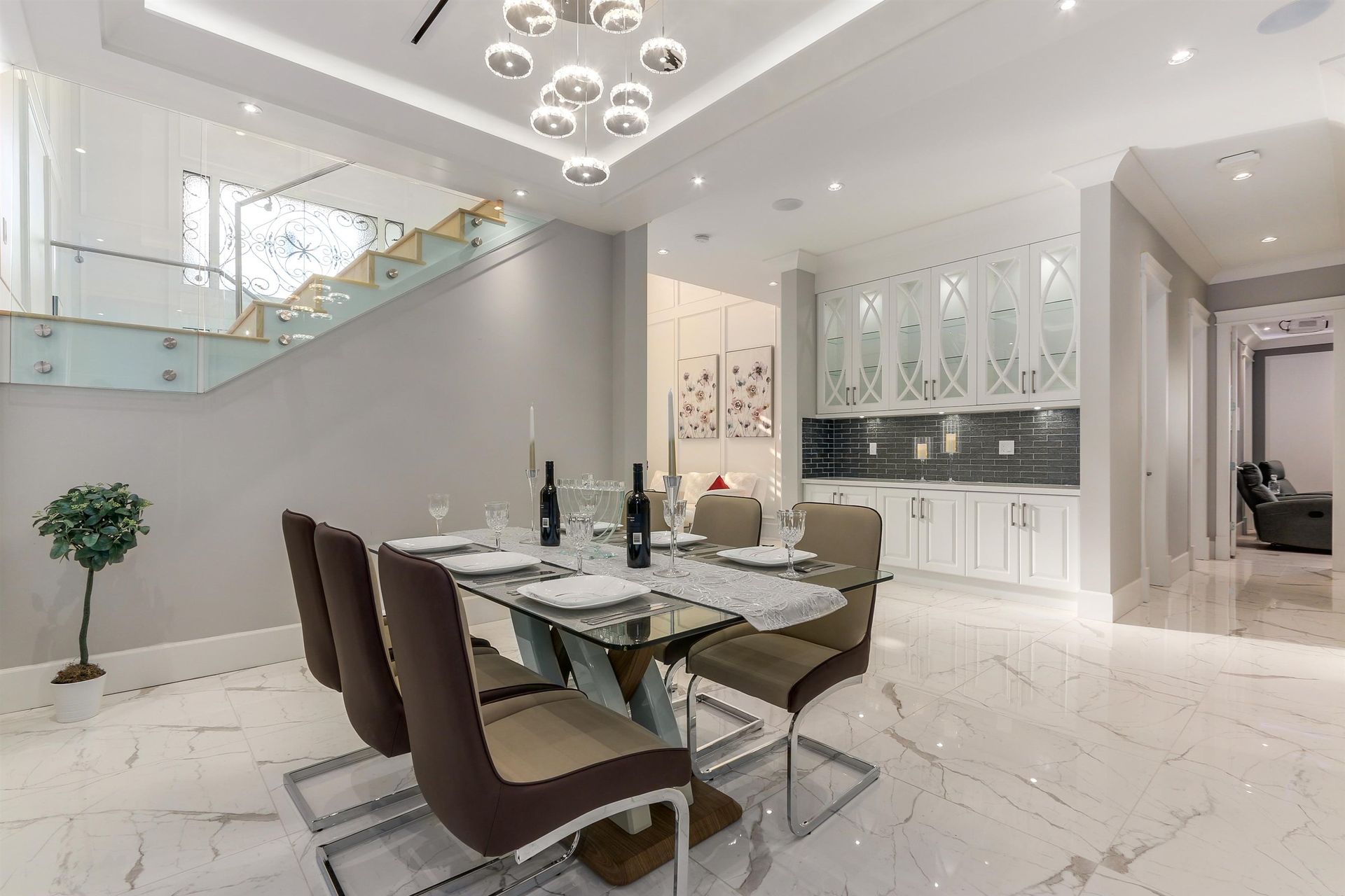 3131 Williams Road4