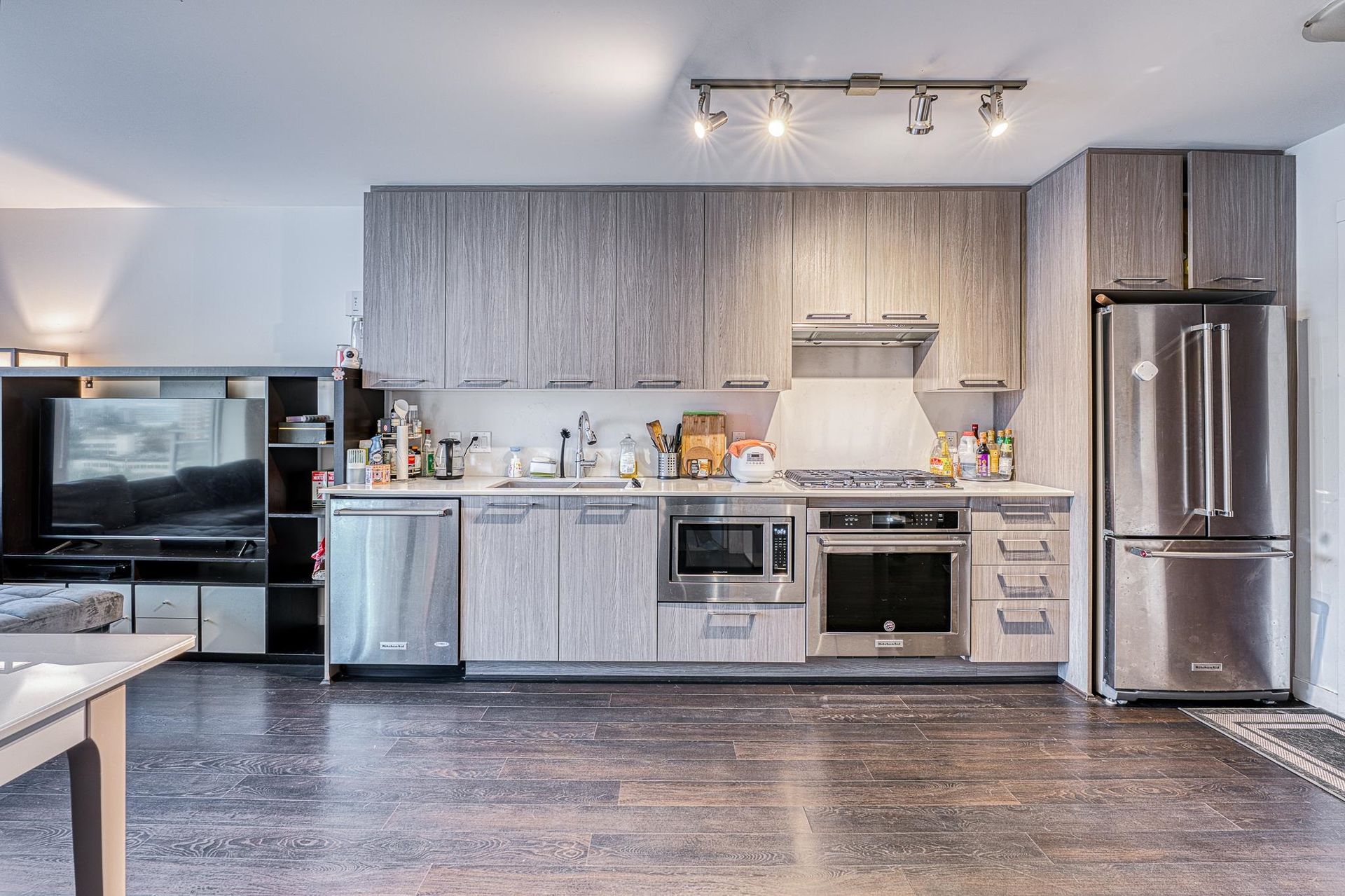 805 - 7688 Alderbridge Way1