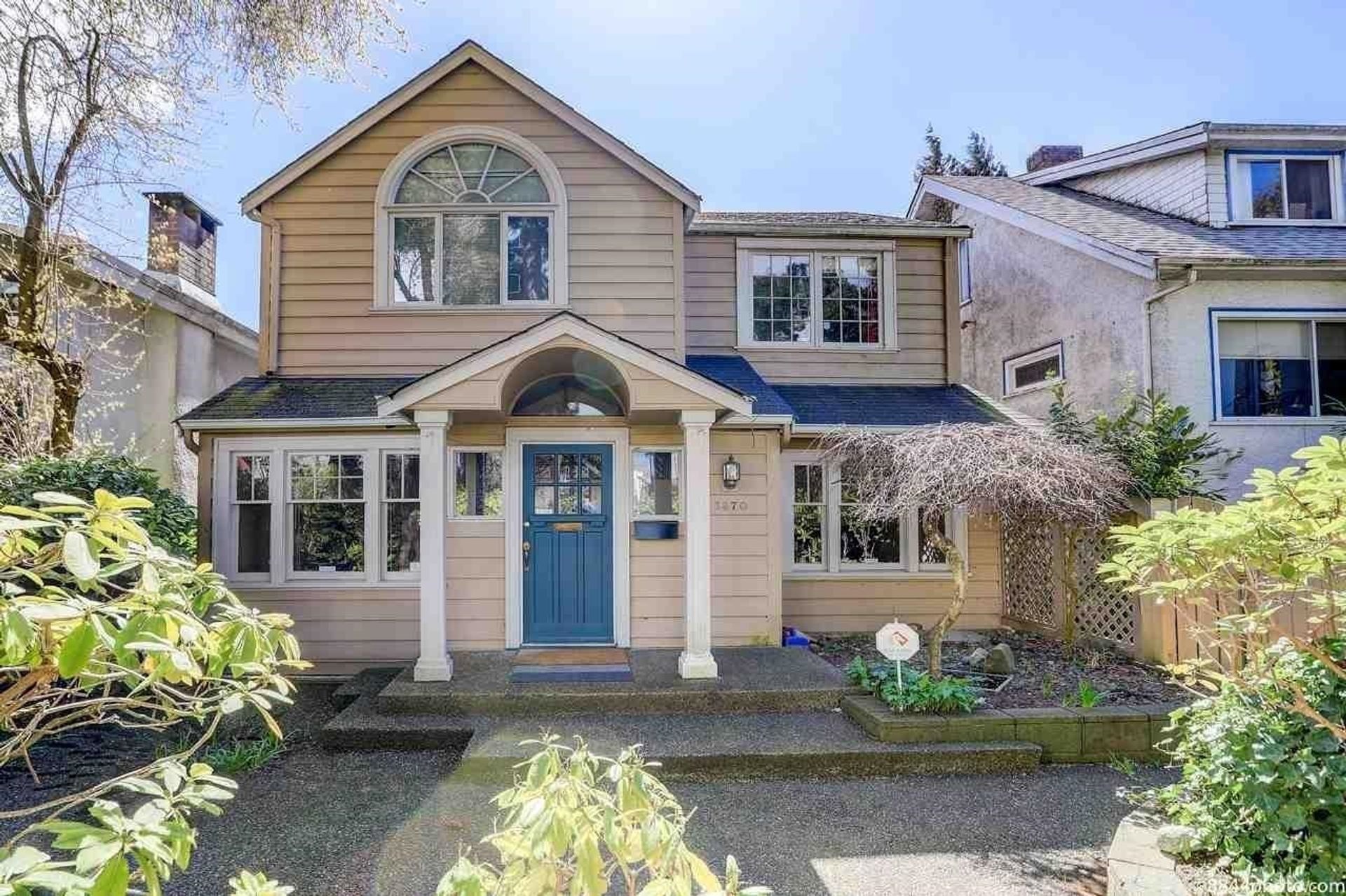 3870 W 17th Avenue, Dunbar, Vancouver West photo number 2 3870 W 17th Avenue, Dunbar, Vancouver West photo number 2