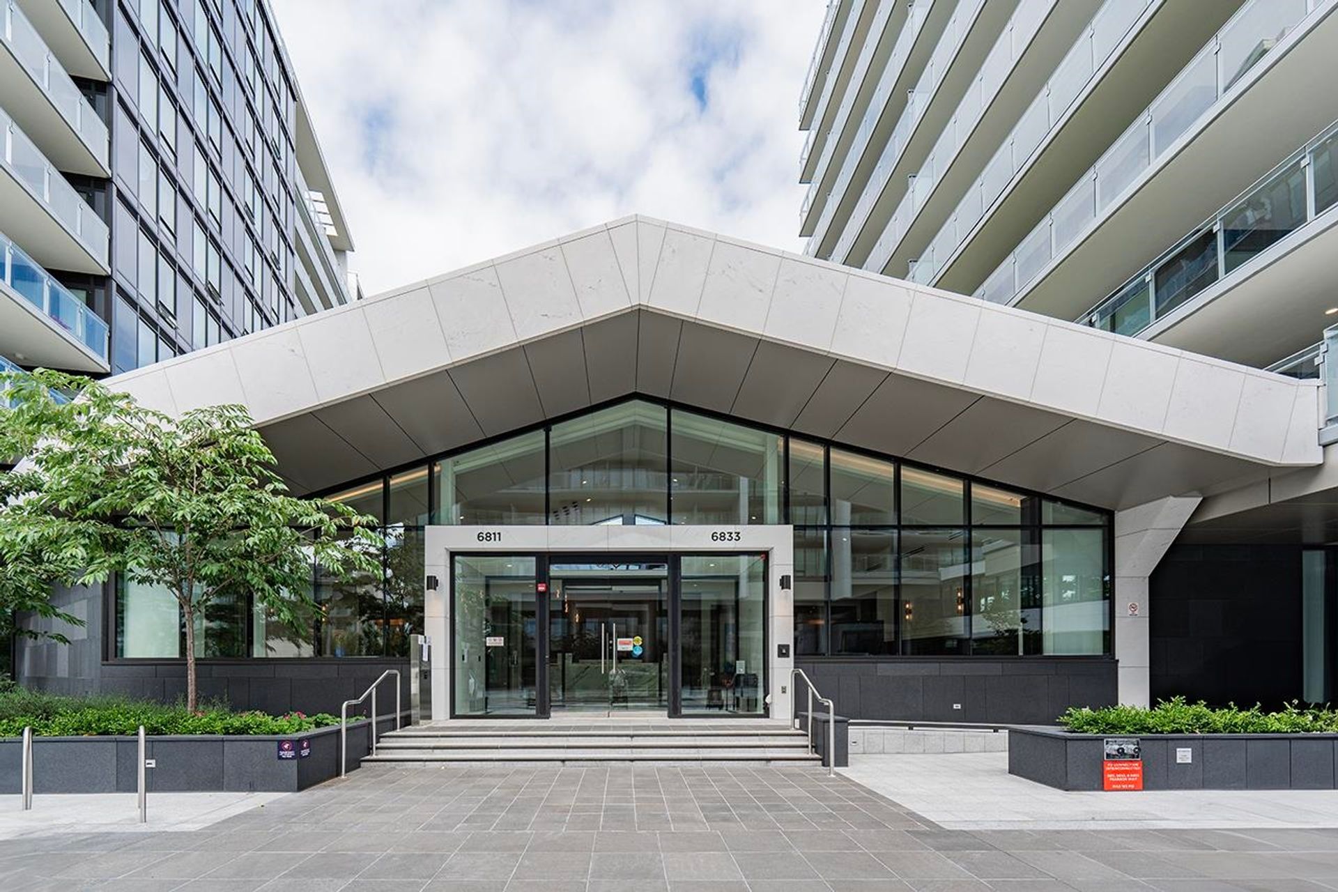 1113 - 6811 Pearson Way2