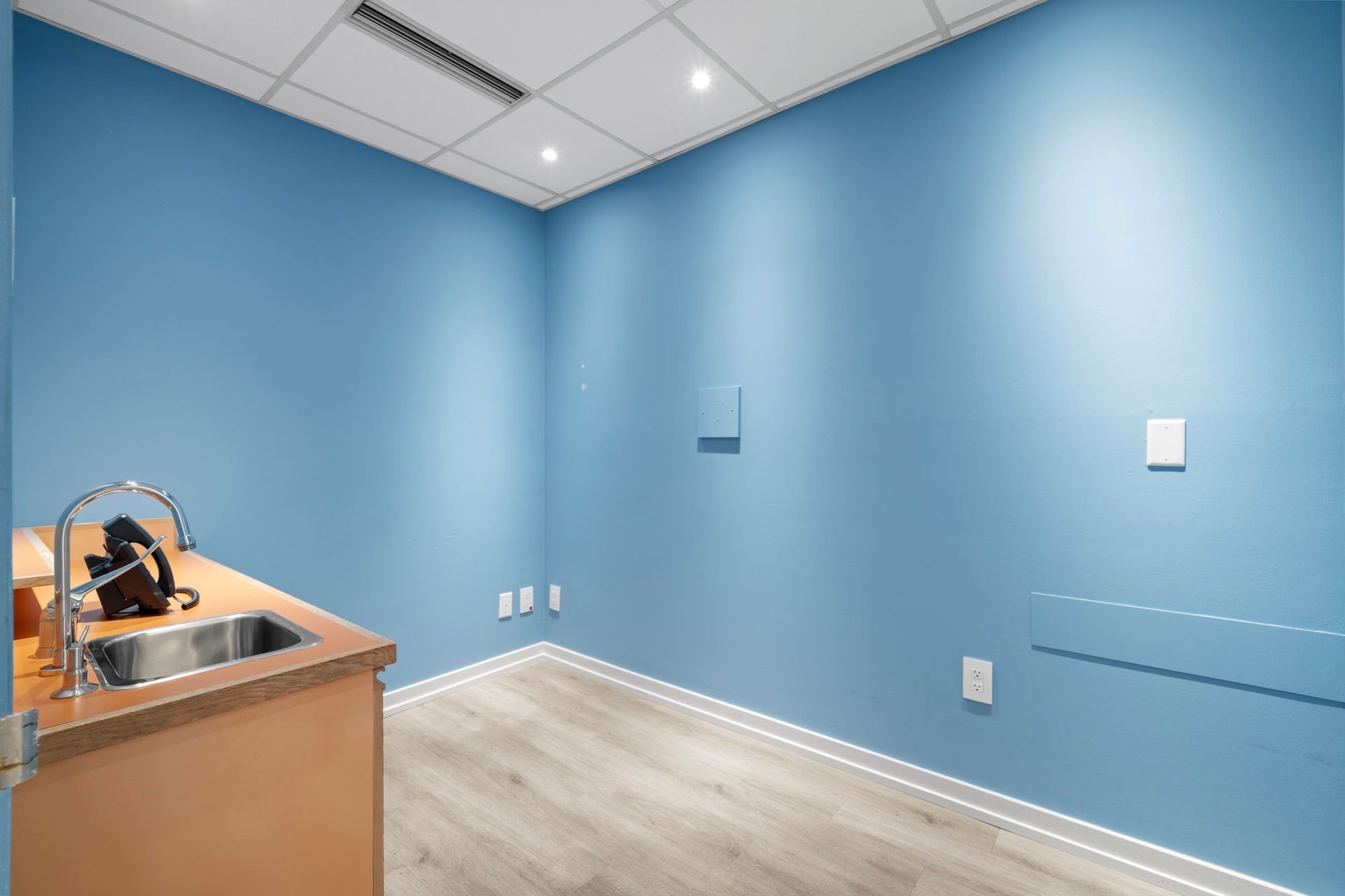 Photo 19 at 730 - 943 W Broadway, Fairview VW, Vancouver West Photo 19 at 730 - 943 W Broadway, Fairview VW, Vancouver West