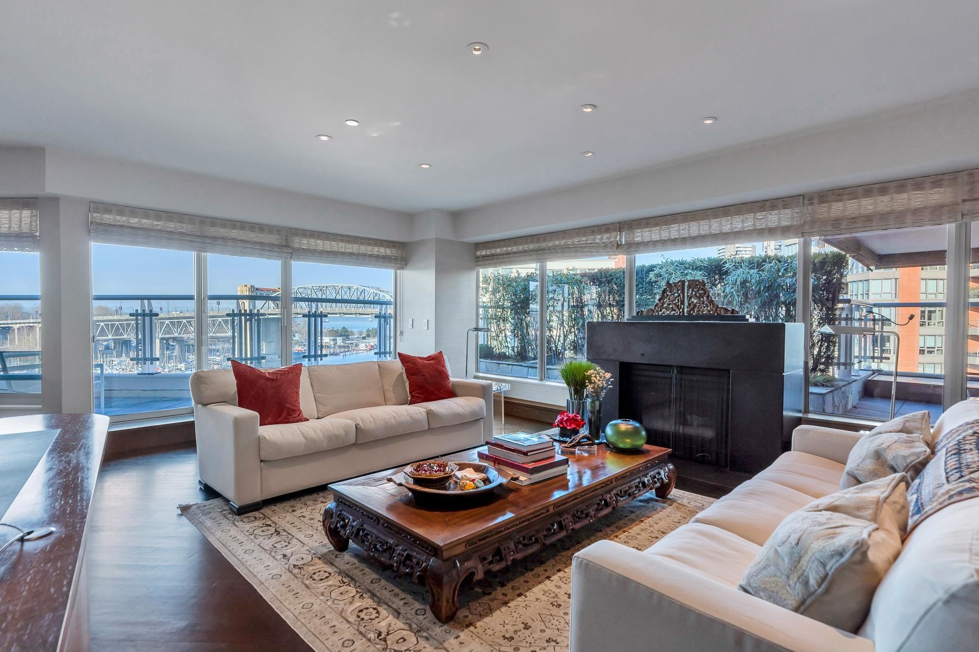 1600-hornby-street-yaletown-vancouver-west-16.jpg