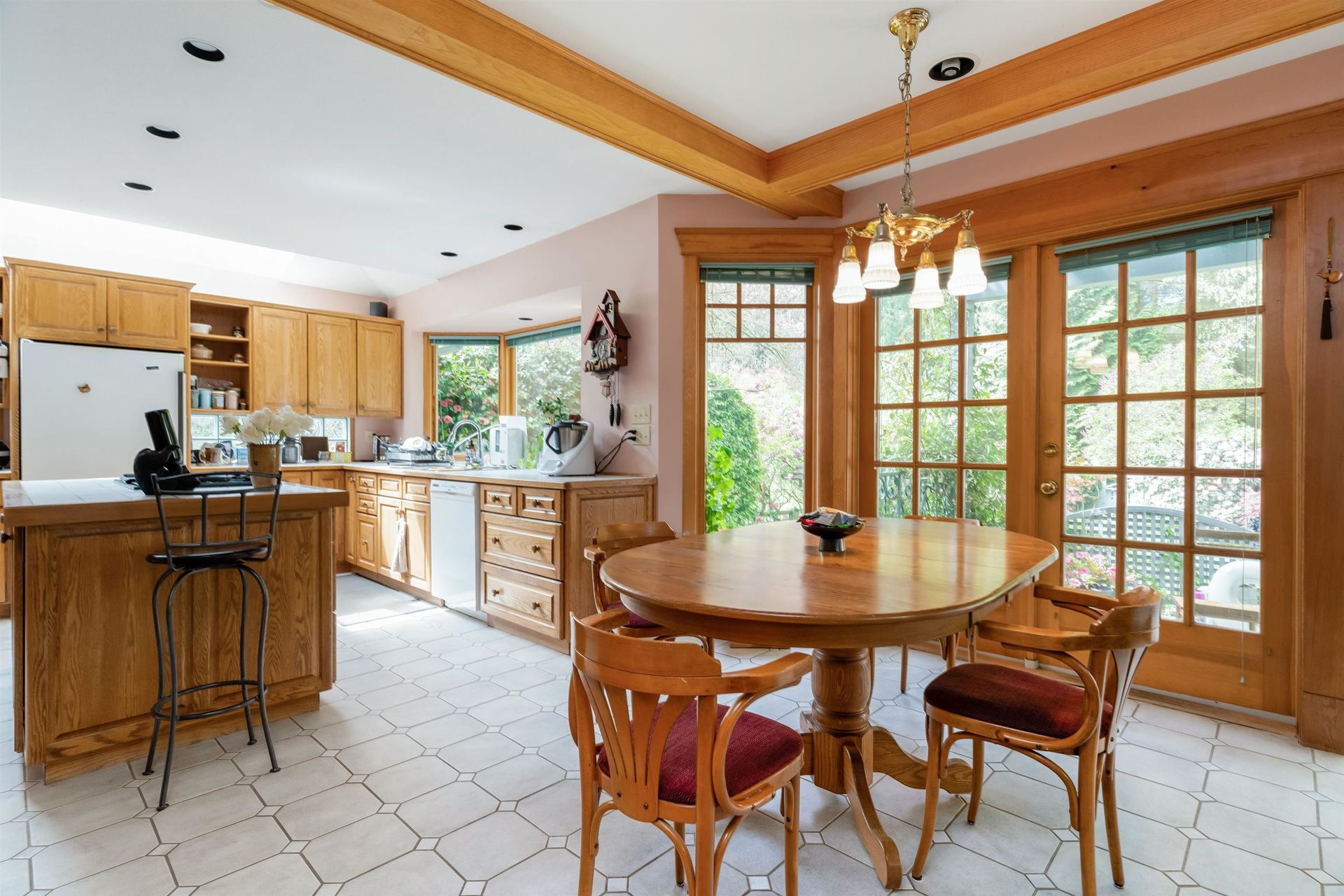 Photo 6 at 1295 Sinclair Street, Ambleside, West Vancouver