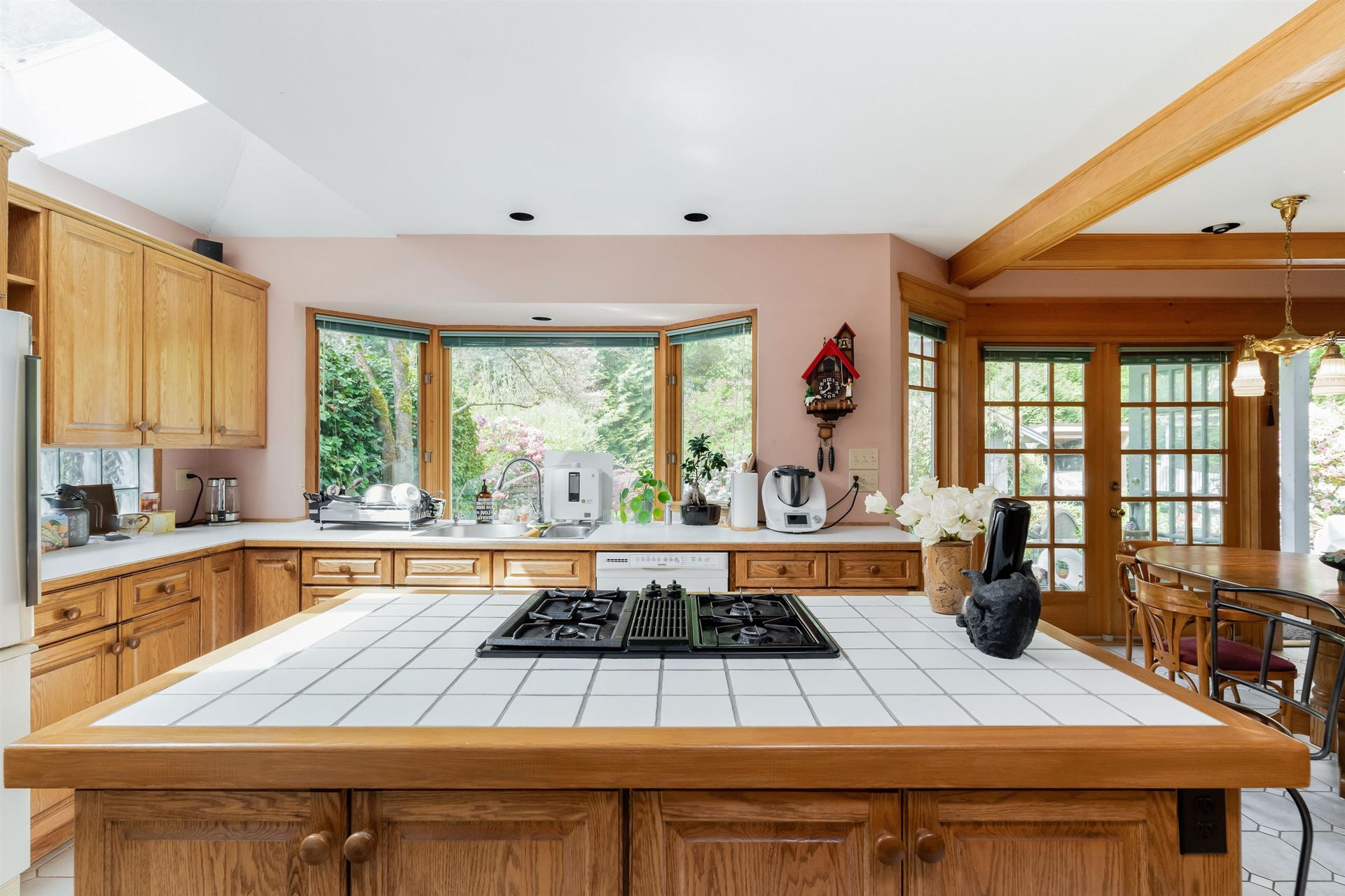 Photo 11 at 1295 Sinclair Street, Ambleside, West Vancouver