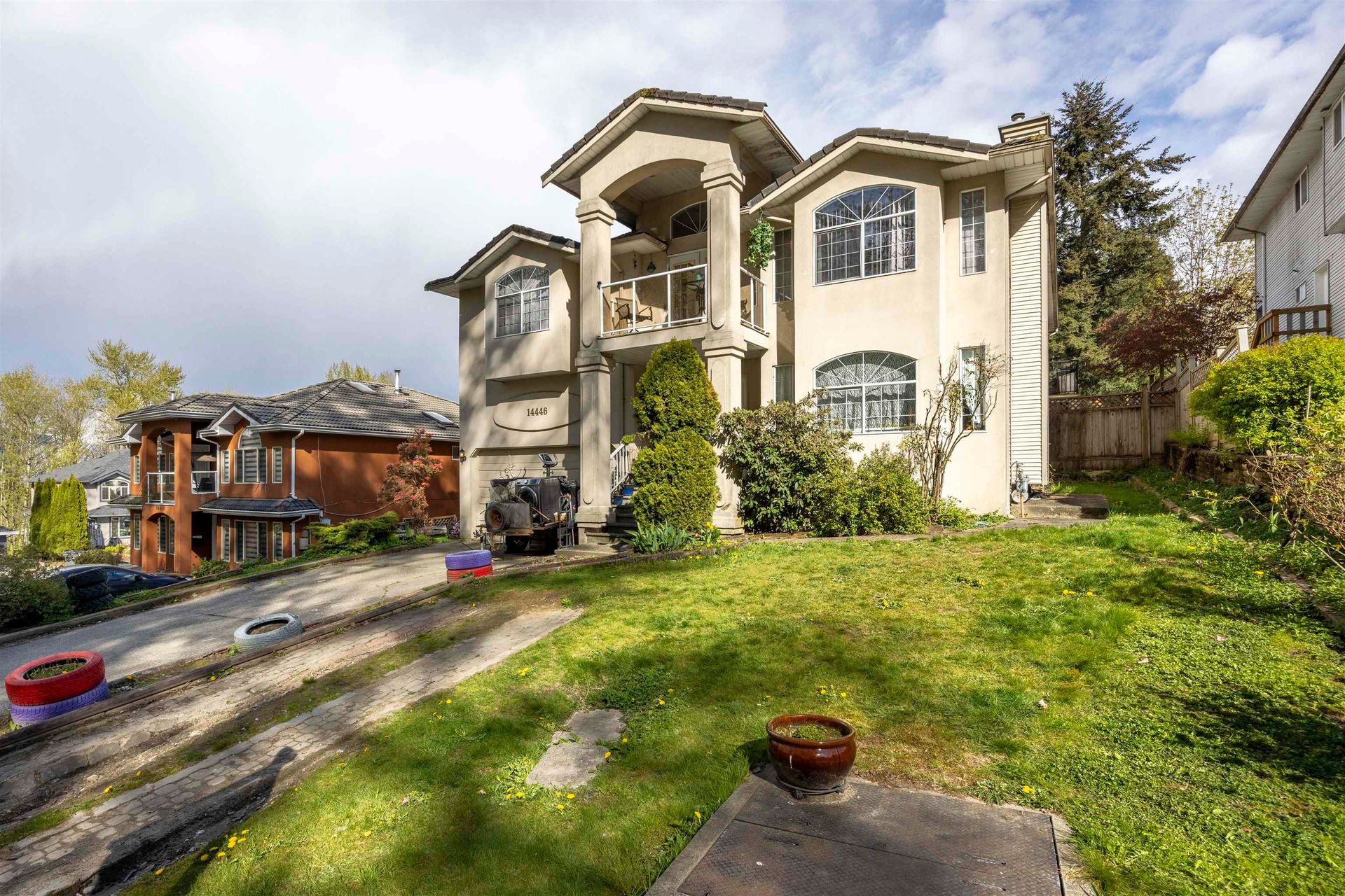 14446 Bedford Drive, Bolivar Heights, North Surrey photo number 2 14446 Bedford Drive, Bolivar Heights, North Surrey photo number 2