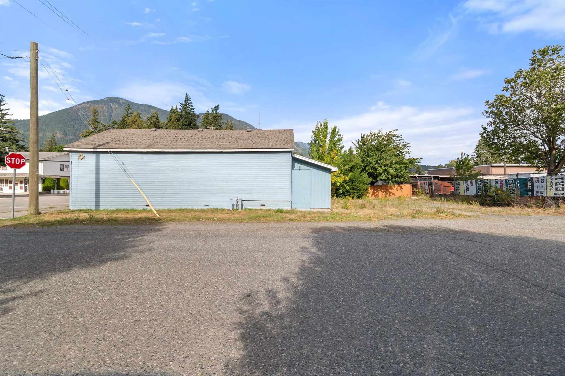 Photo 20 at 841 4th Avenue, Hope, Hope & Area Photo 20 at 841 4th Avenue, Hope, Hope & Area