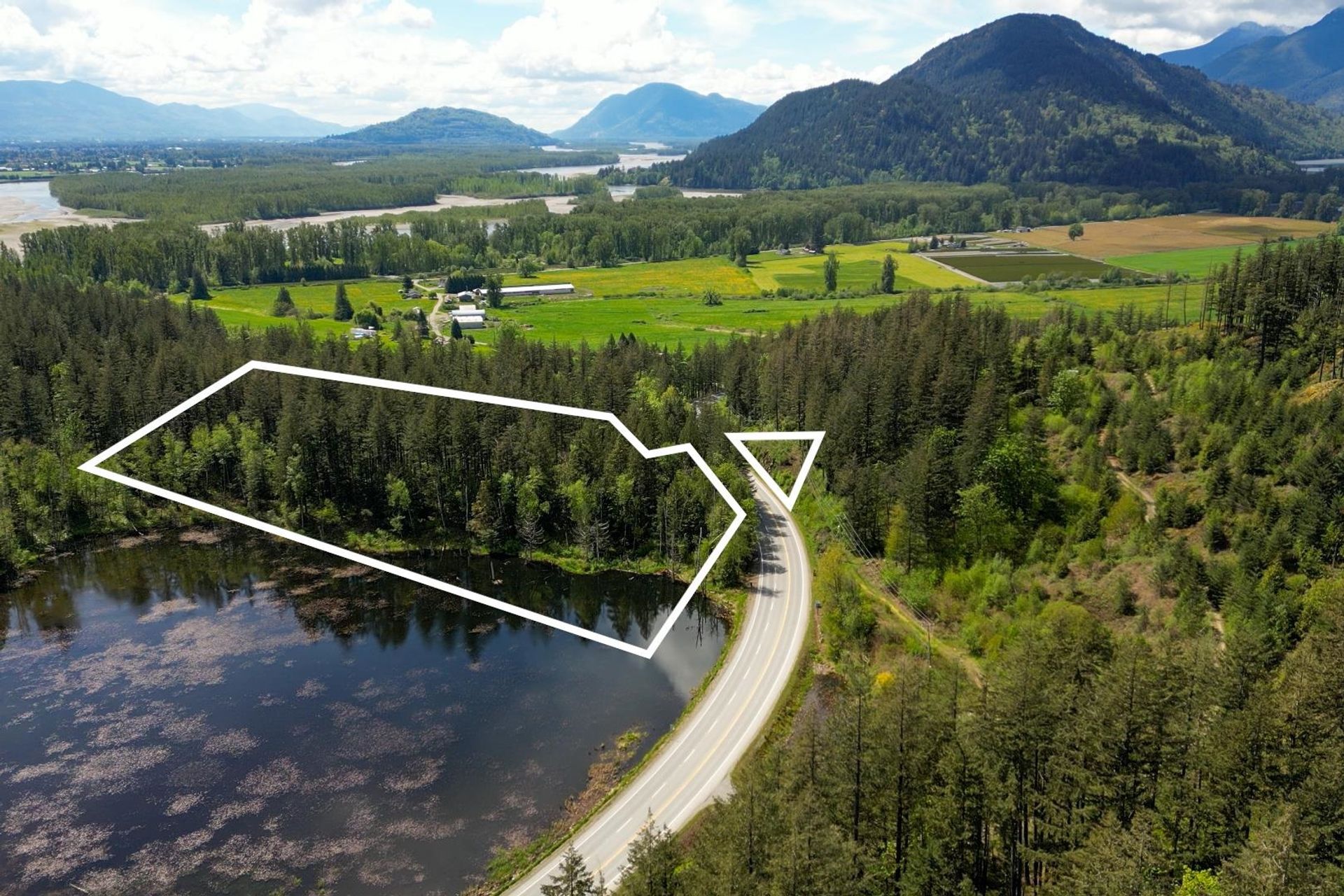 1724 Lougheed Highway, Mt Woodside, Agassiz photo 0 1724 Lougheed Highway, Mt Woodside, Agassiz photo 0