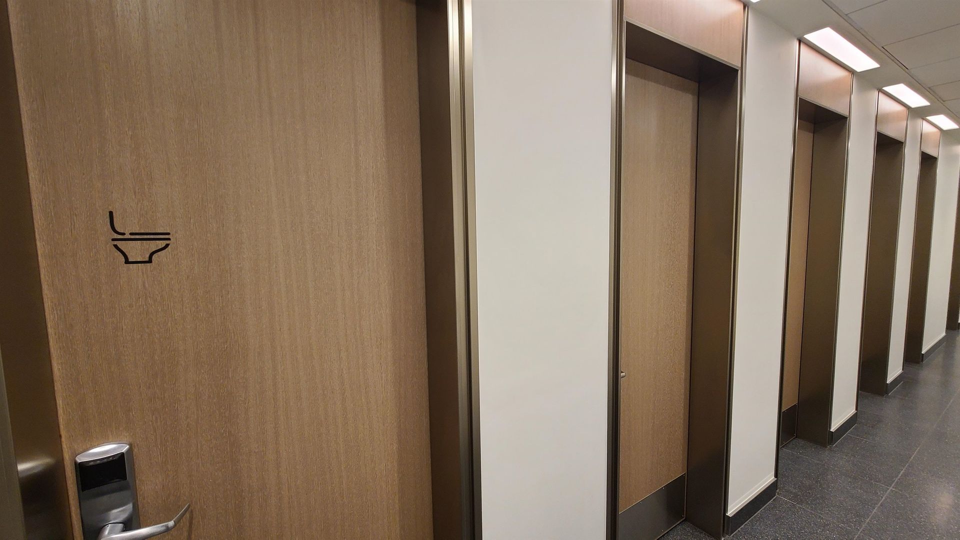 Photo 10 at 940 - 320 Granville Street, Downtown VW, Vancouver West Photo 10 at 940 - 320 Granville Street, Downtown VW, Vancouver West