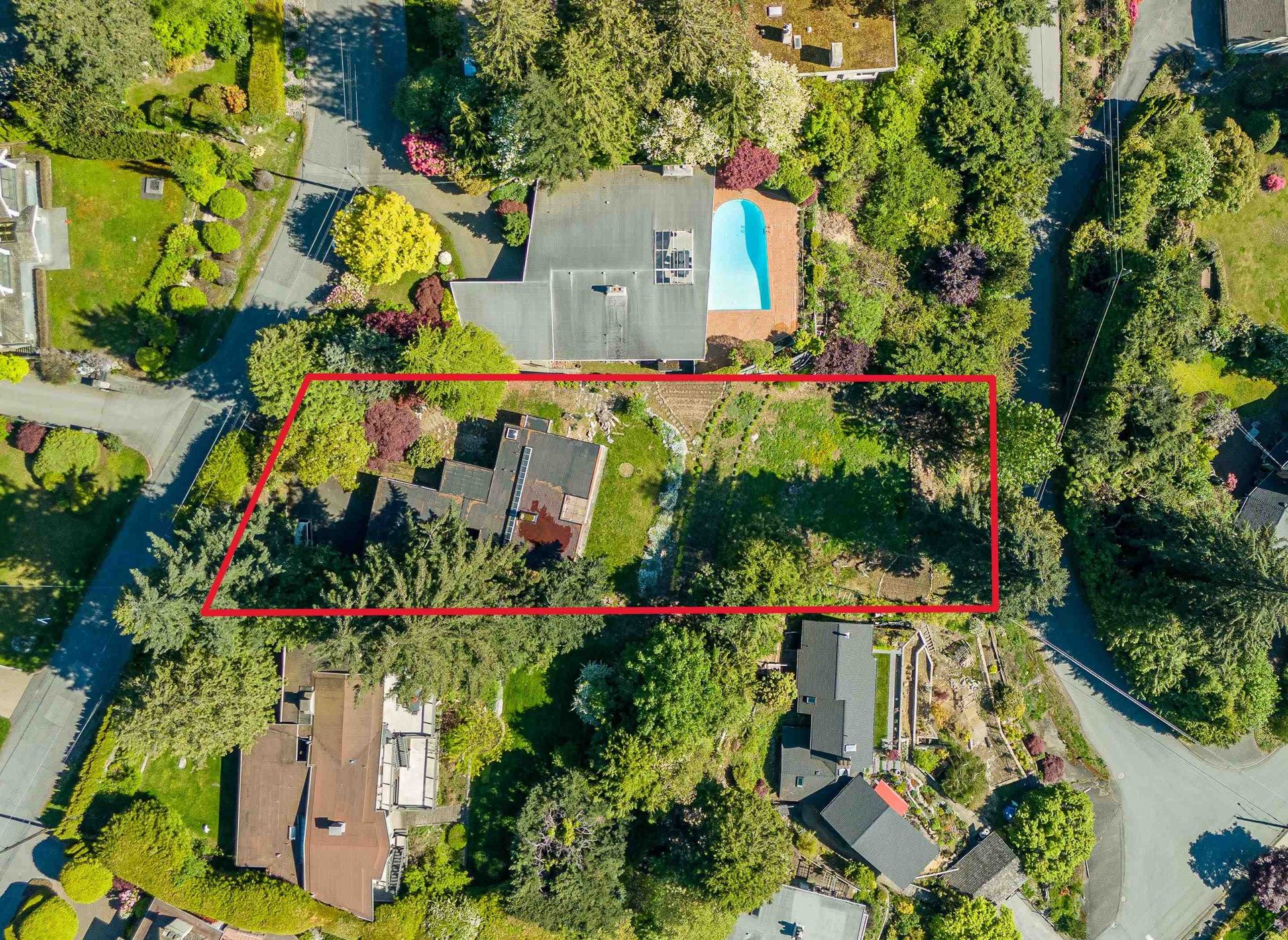 Photo 2 at 2664 Rosebery Avenue, Queens, West Vancouver Photo 2 at 2664 Rosebery Avenue, Queens, West Vancouver