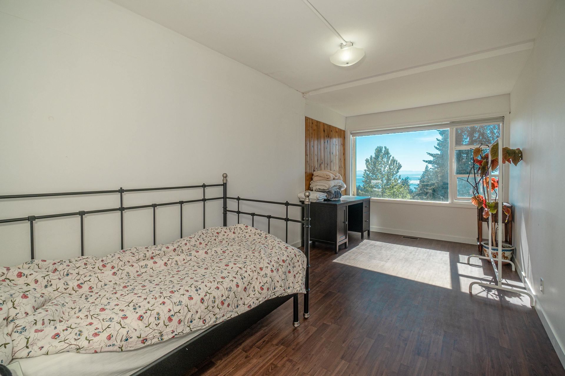Photo 32 at 2664 Rosebery Avenue, Queens, West Vancouver Photo 32 at 2664 Rosebery Avenue, Queens, West Vancouver
