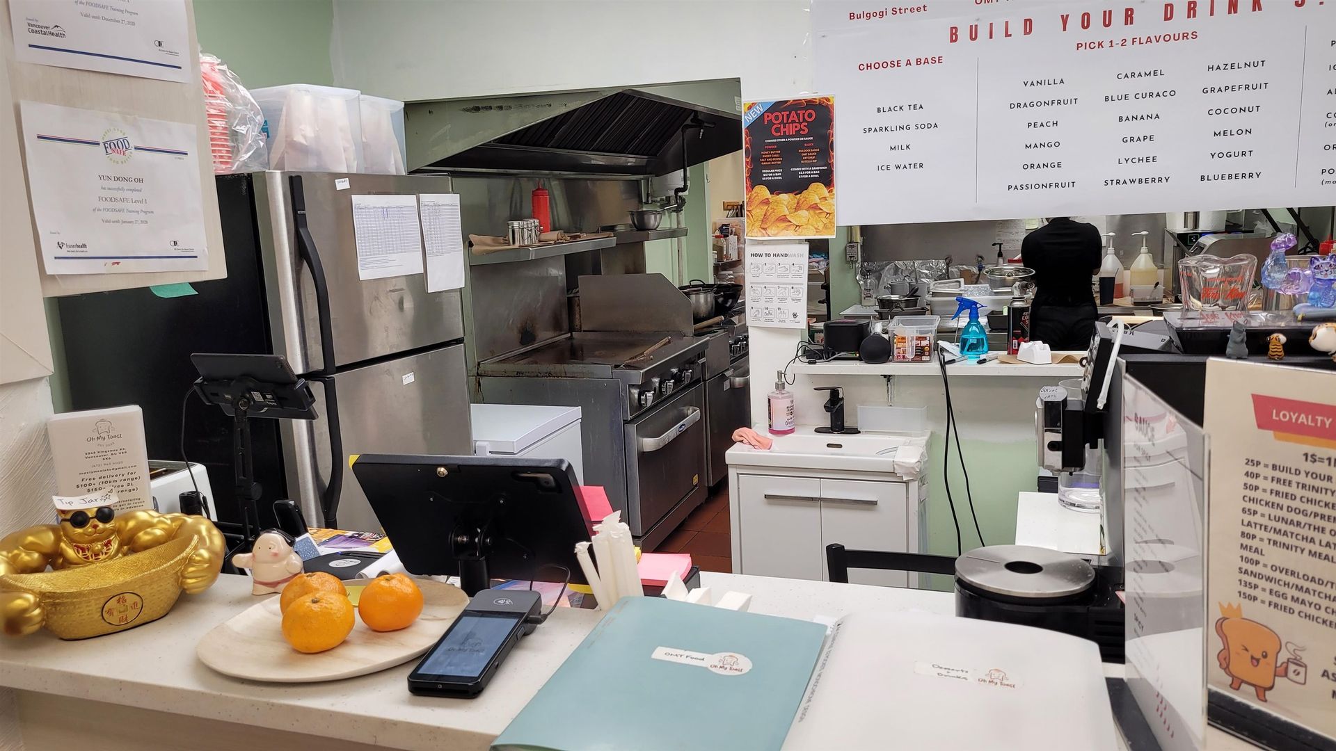 Photo 1 at 2 - 3343 Kingsway, Collingwood VE, Vancouver East Photo 1 at 2 - 3343 Kingsway, Collingwood VE, Vancouver East