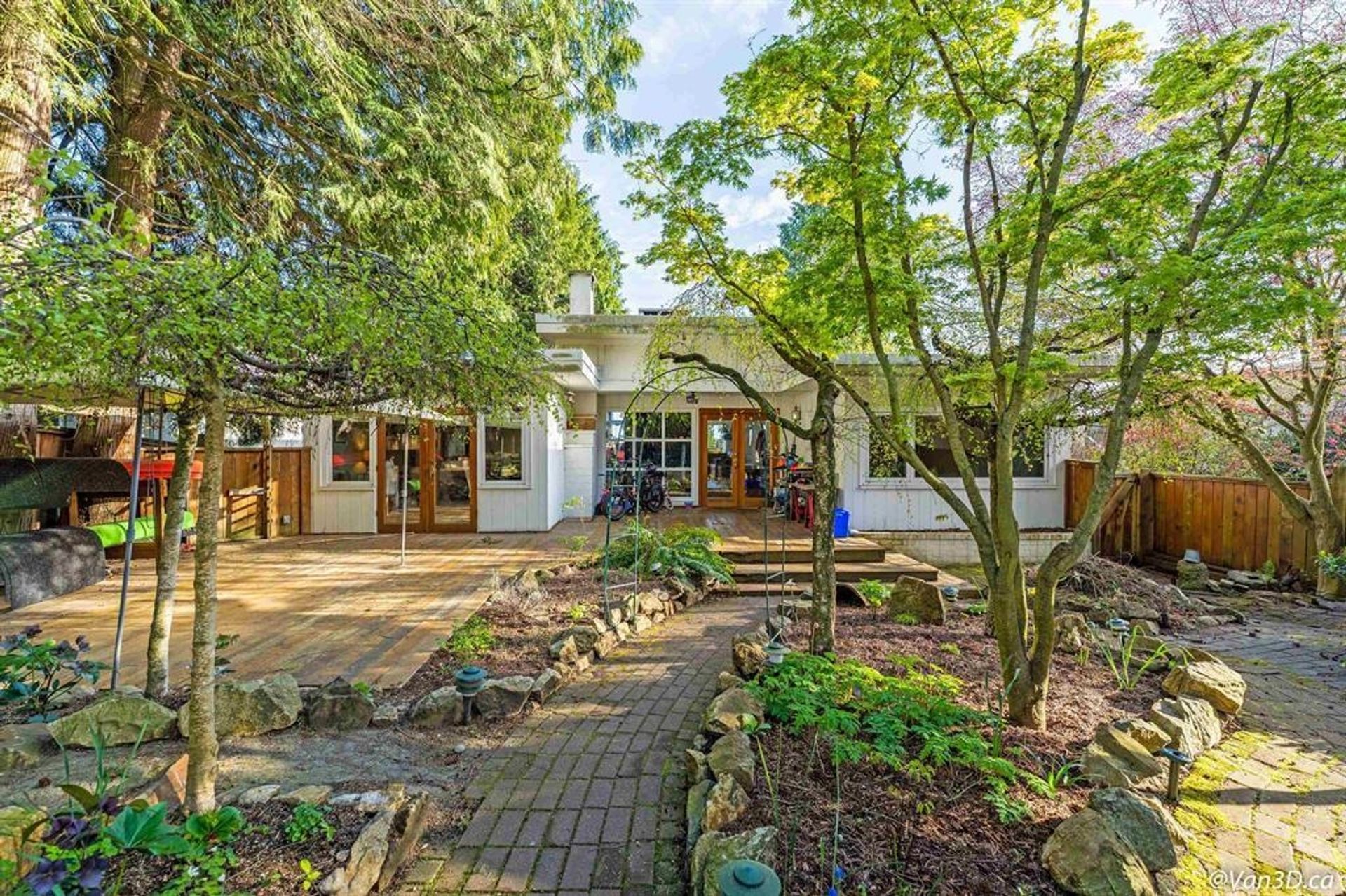 1488 Palmerston Avenue, Ambleside, West Vancouver photo number 2 1488 Palmerston Avenue, Ambleside, West Vancouver photo number 2