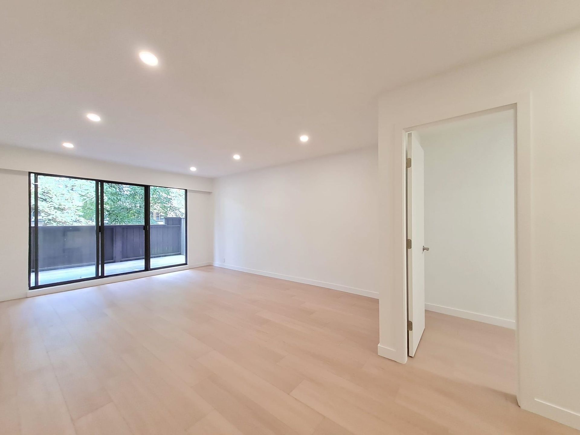 107 - 6560 Buswell Street1