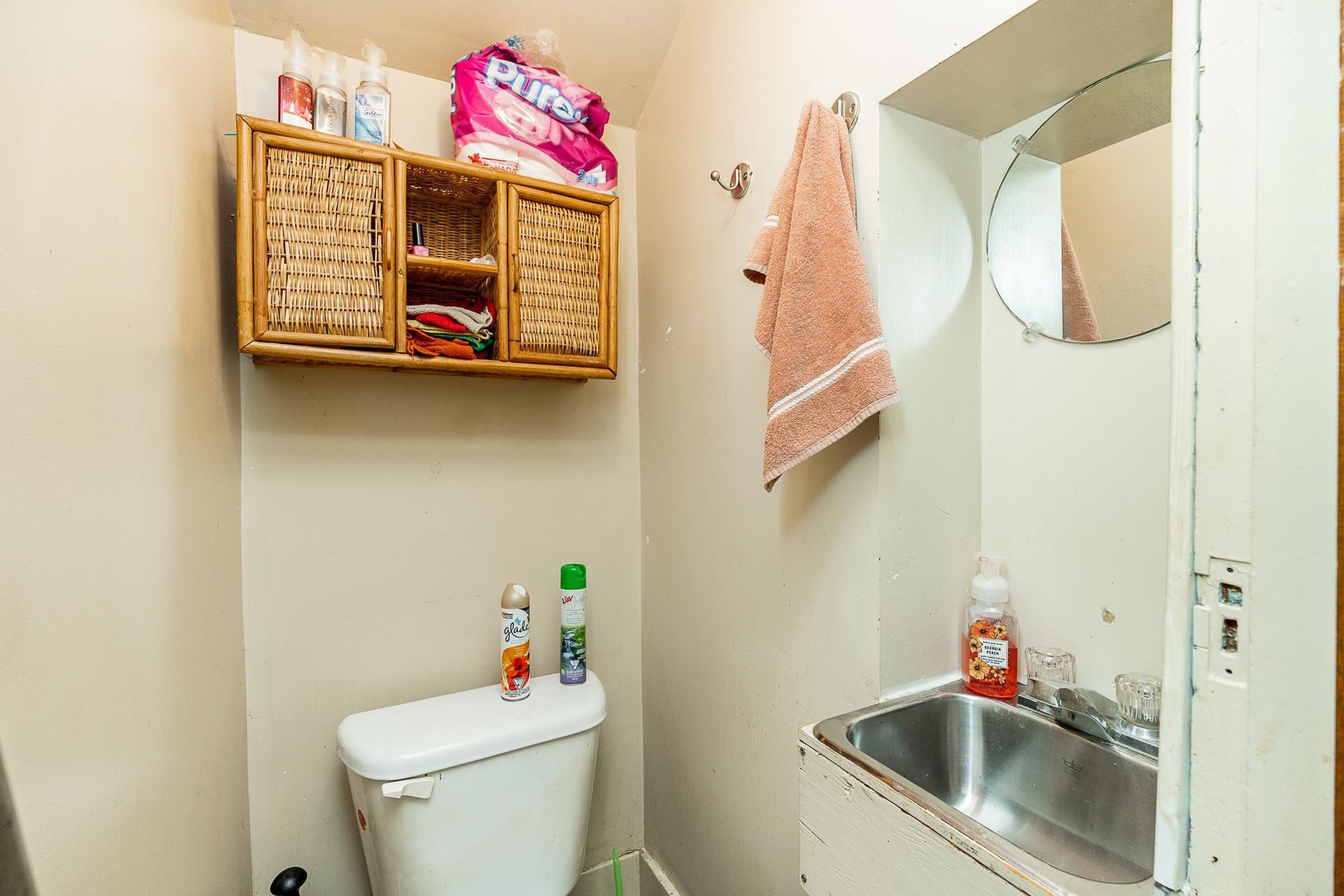 Photo 10 at 7166 Maitland Avenue, Sardis West Vedder, Sardis