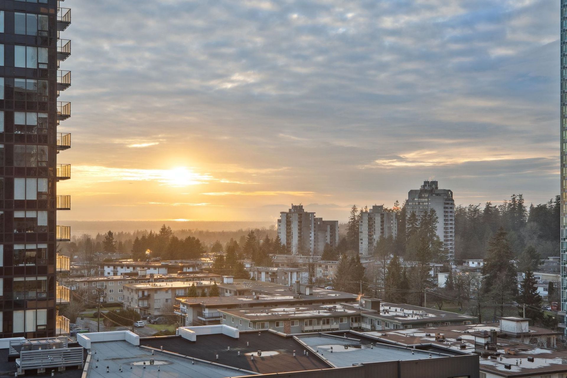 906 - 6461 Telford Avenue, Metrotown, Burnaby South