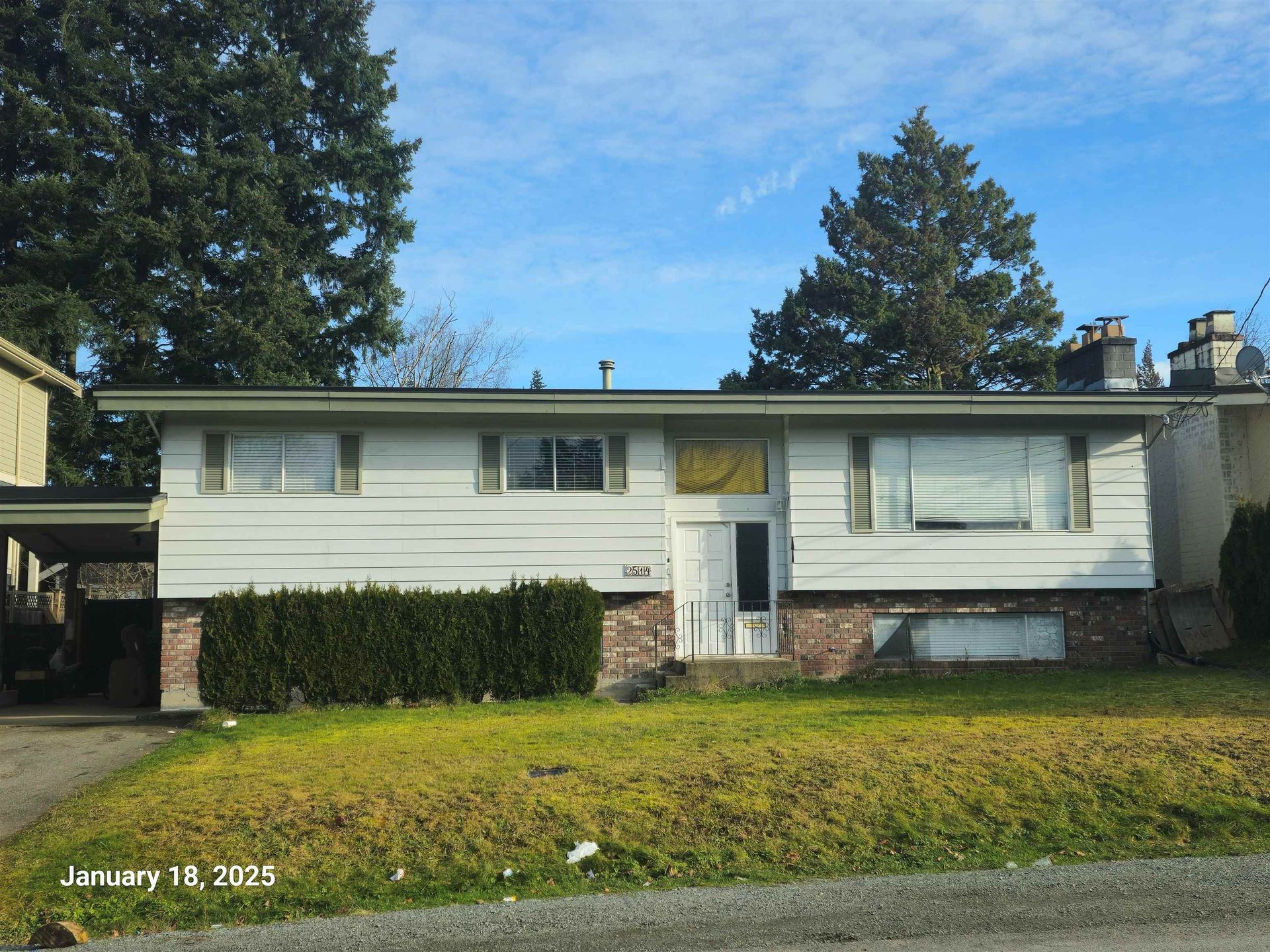 Photo 1 at 2514 Lilac Street, Abbotsford West, Abbotsford Photo 1 at 2514 Lilac Street, Abbotsford West, Abbotsford
