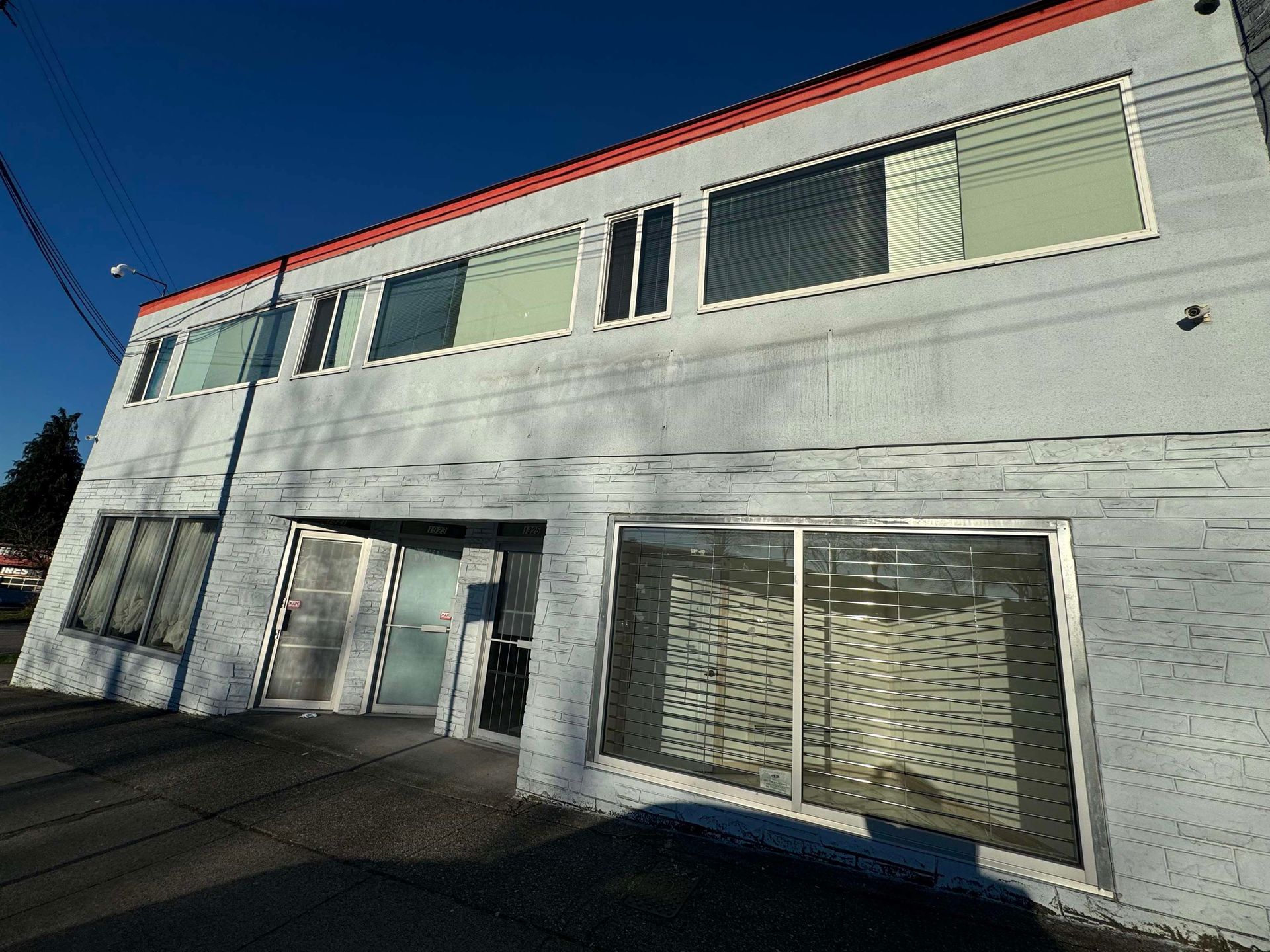 Photo 3 at 1925 Kingsway, Victoria VE, Vancouver East Photo 3 at 1925 Kingsway, Victoria VE, Vancouver East