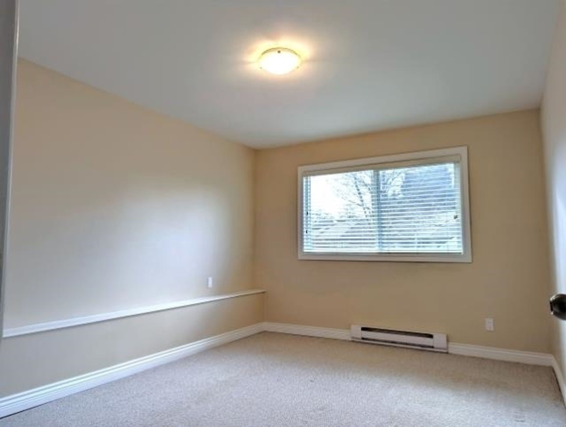 Photo 3 at 11723 - -11725 89a Avenue, Annieville, N. Delta Photo 3 at 11723 - -11725 89a Avenue, Annieville, N. Delta