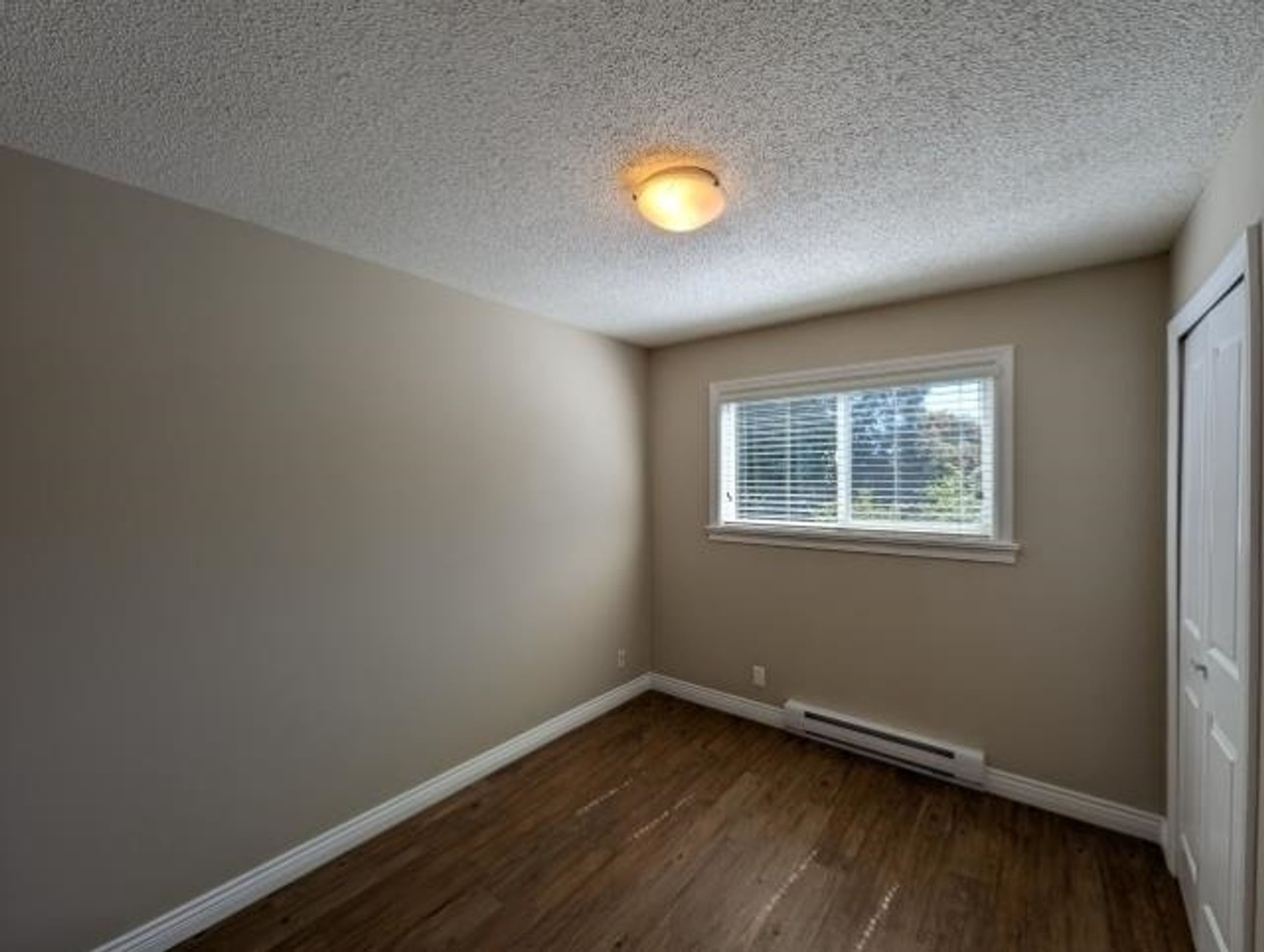 Photo 4 at 11723 - -11725 89a Avenue, Annieville, N. Delta Photo 4 at 11723 - -11725 89a Avenue, Annieville, N. Delta
