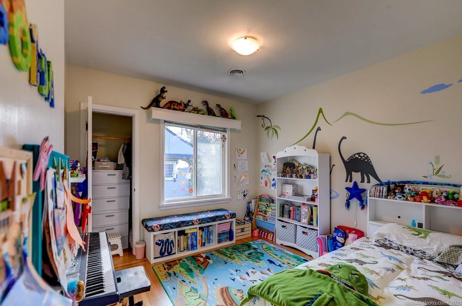 Photo 13 at 2016 W 48th Avenue, Kerrisdale, Vancouver West Photo 13 at 2016 W 48th Avenue, Kerrisdale, Vancouver West