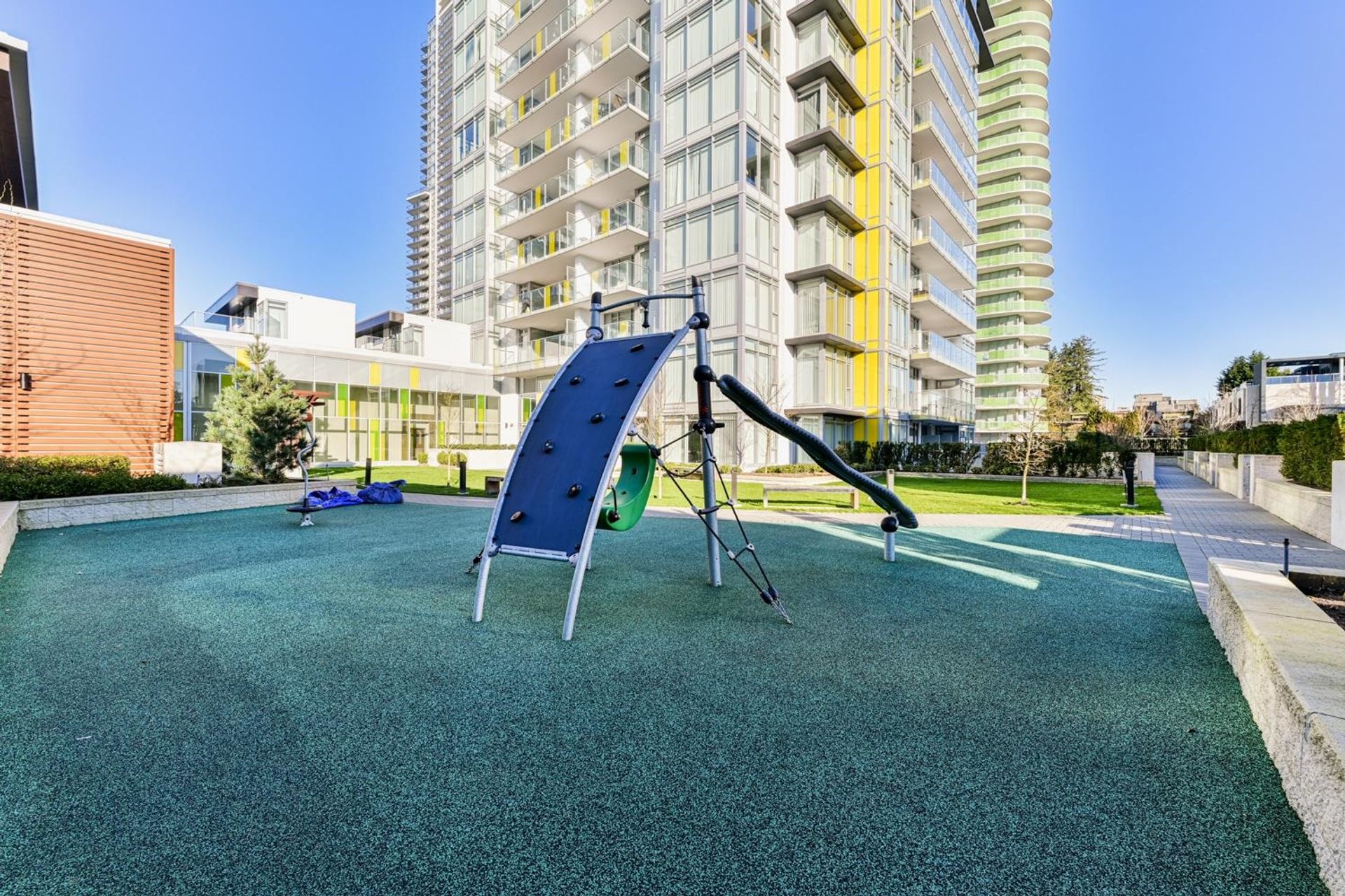 Photo 16 at 1605 - 6700 Dunblane Avenue, Metrotown, Burnaby South Photo 16 at 1605 - 6700 Dunblane Avenue, Metrotown, Burnaby South