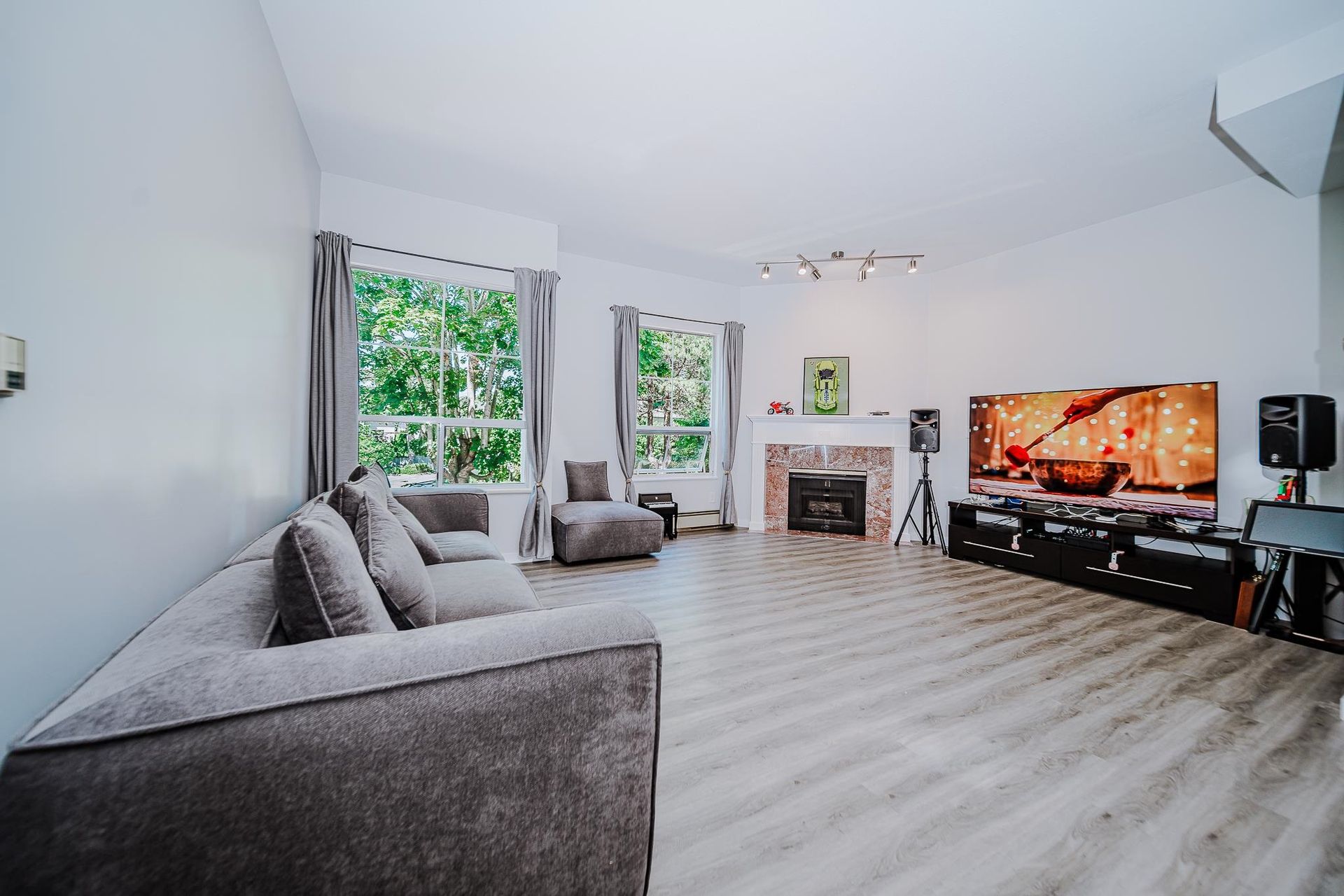 19 - 7380 Minoru Boulevard1