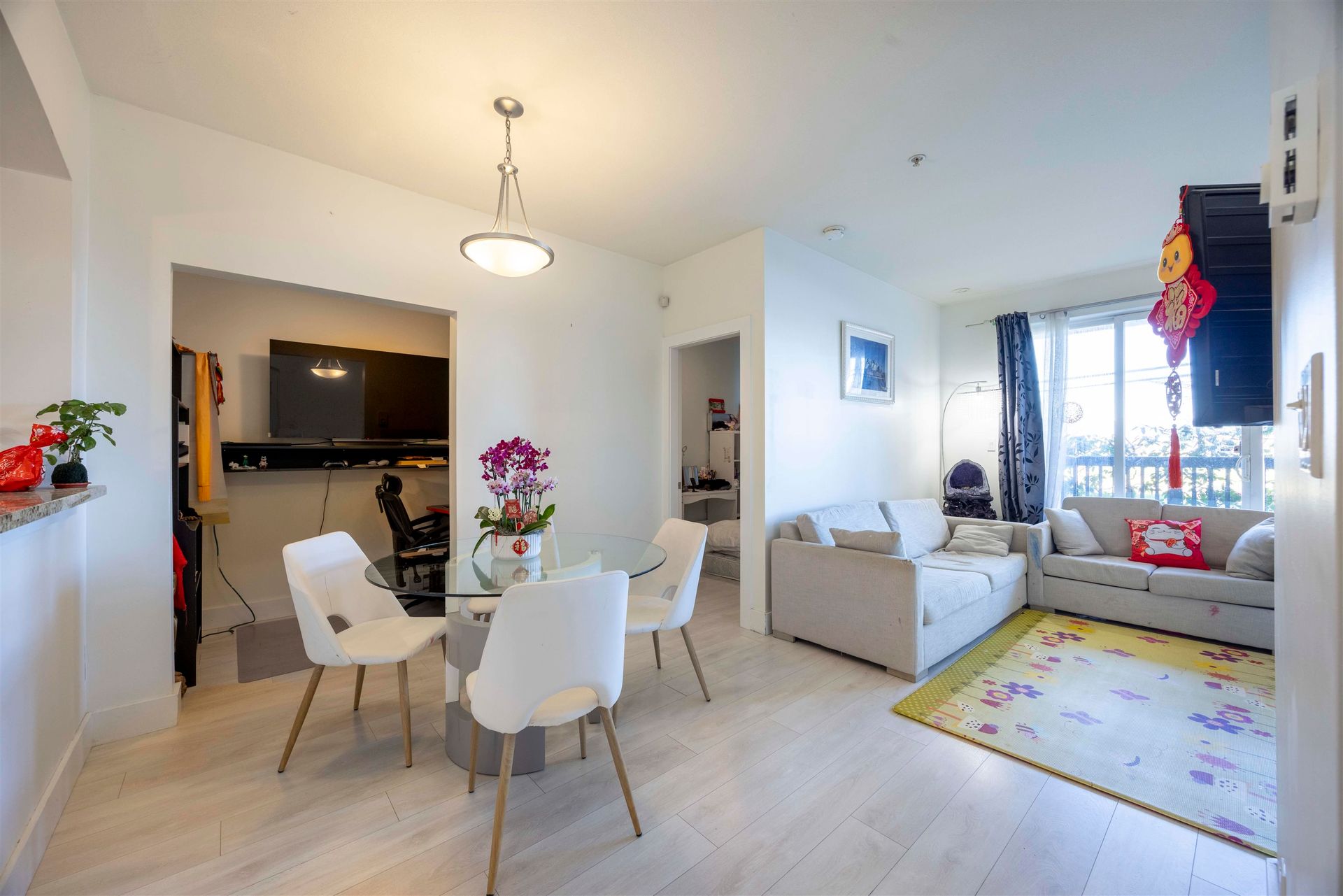 107 - 6033 Katsura Street1