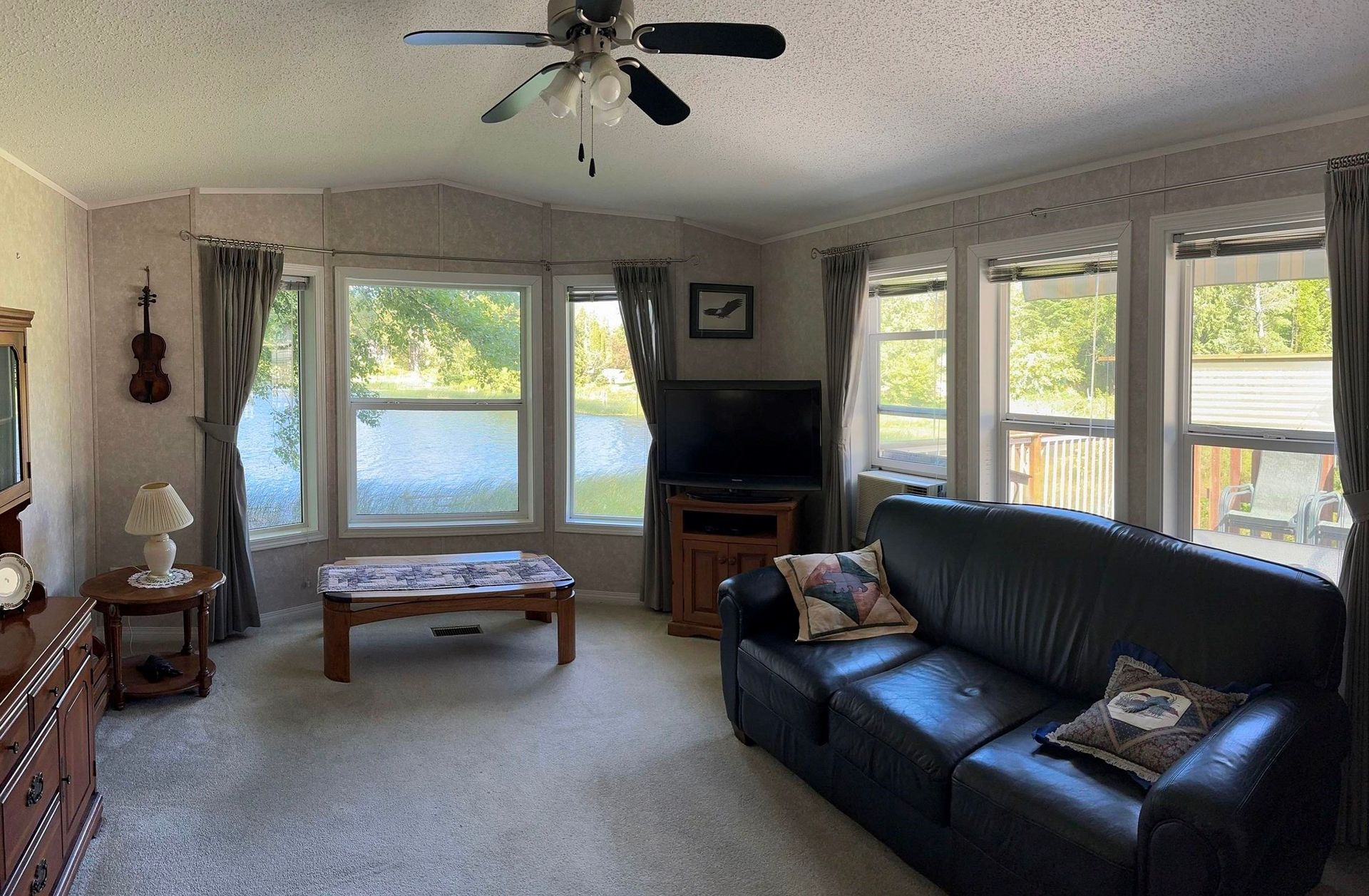 Photo 4 at 14 - 12793 Madeira Park Road, Pender Harbour Egmont, Sunshine Coast Photo 4 at 14 - 12793 Madeira Park Road, Pender Harbour Egmont, Sunshine Coast