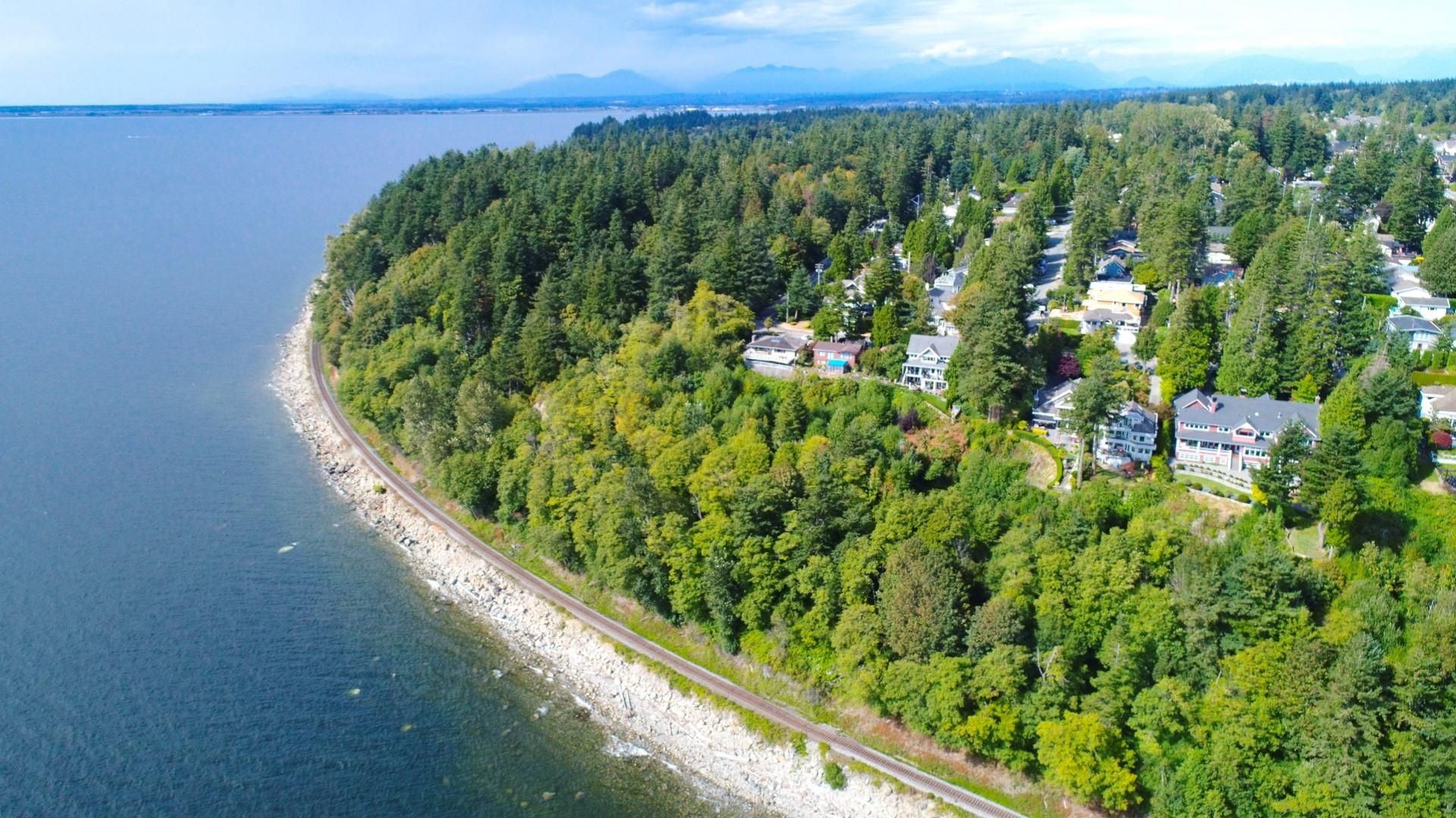 12816 13 Avenue, Crescent Bch Ocean Pk., South Surrey White Rock photo number 2 12816 13 Avenue, Crescent Bch Ocean Pk., South Surrey White Rock photo number 2