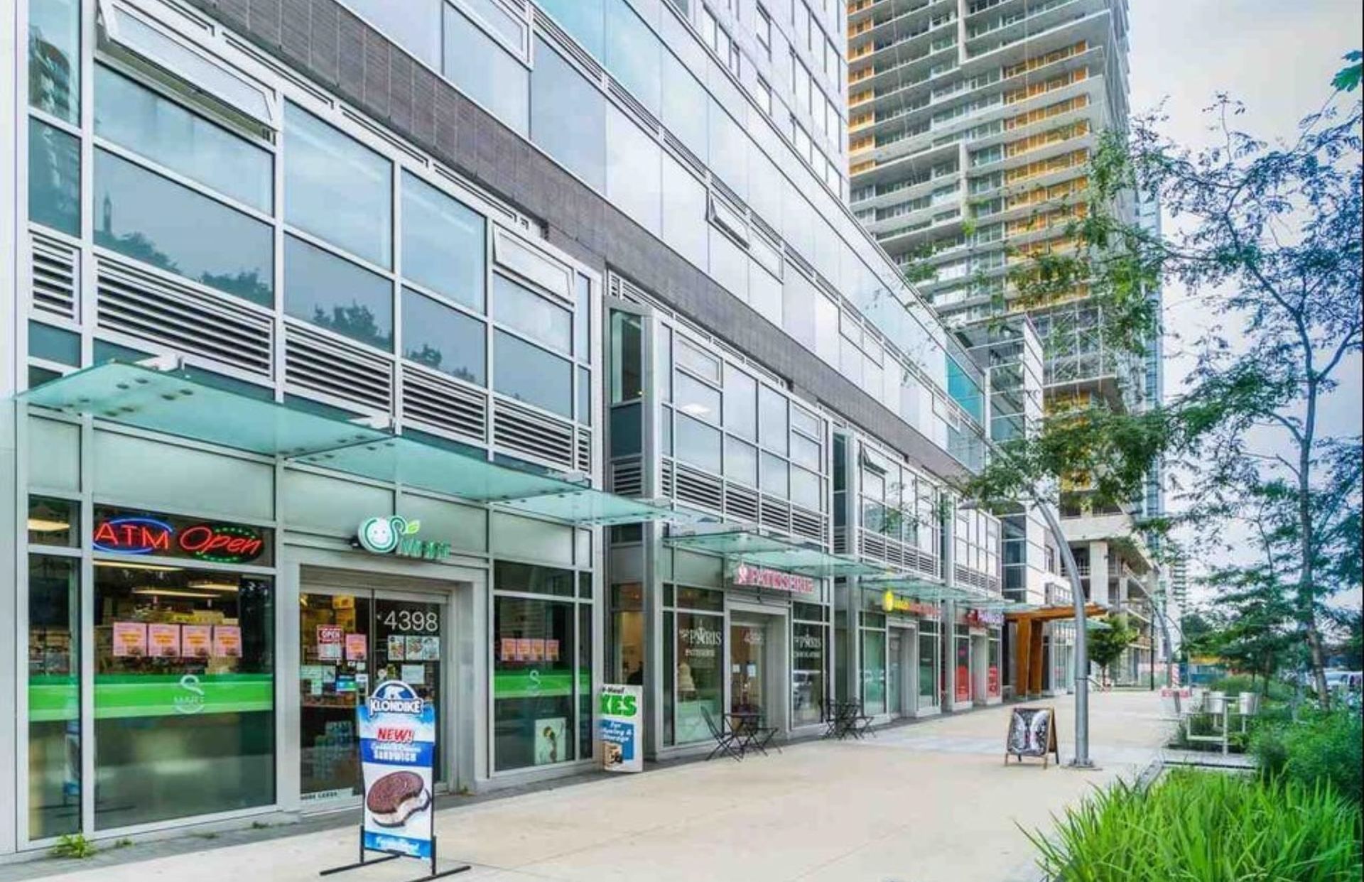 Photo 7 at 6335 Silver Avenue, Metrotown, Burnaby South Photo 7 at 6335 Silver Avenue, Metrotown, Burnaby South