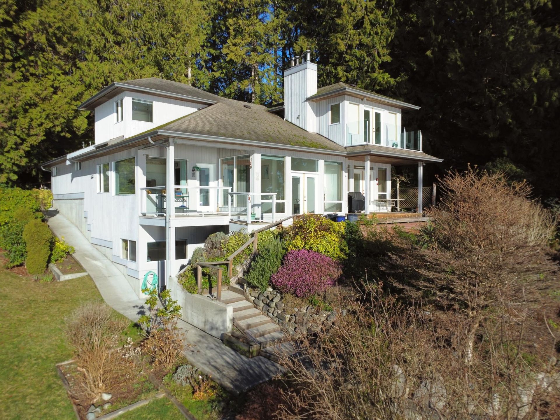 6417 Sunshine Coast Highway, Sechelt District, Sunshine Coast photo number 2 6417 Sunshine Coast Highway, Sechelt District, Sunshine Coast photo number 2