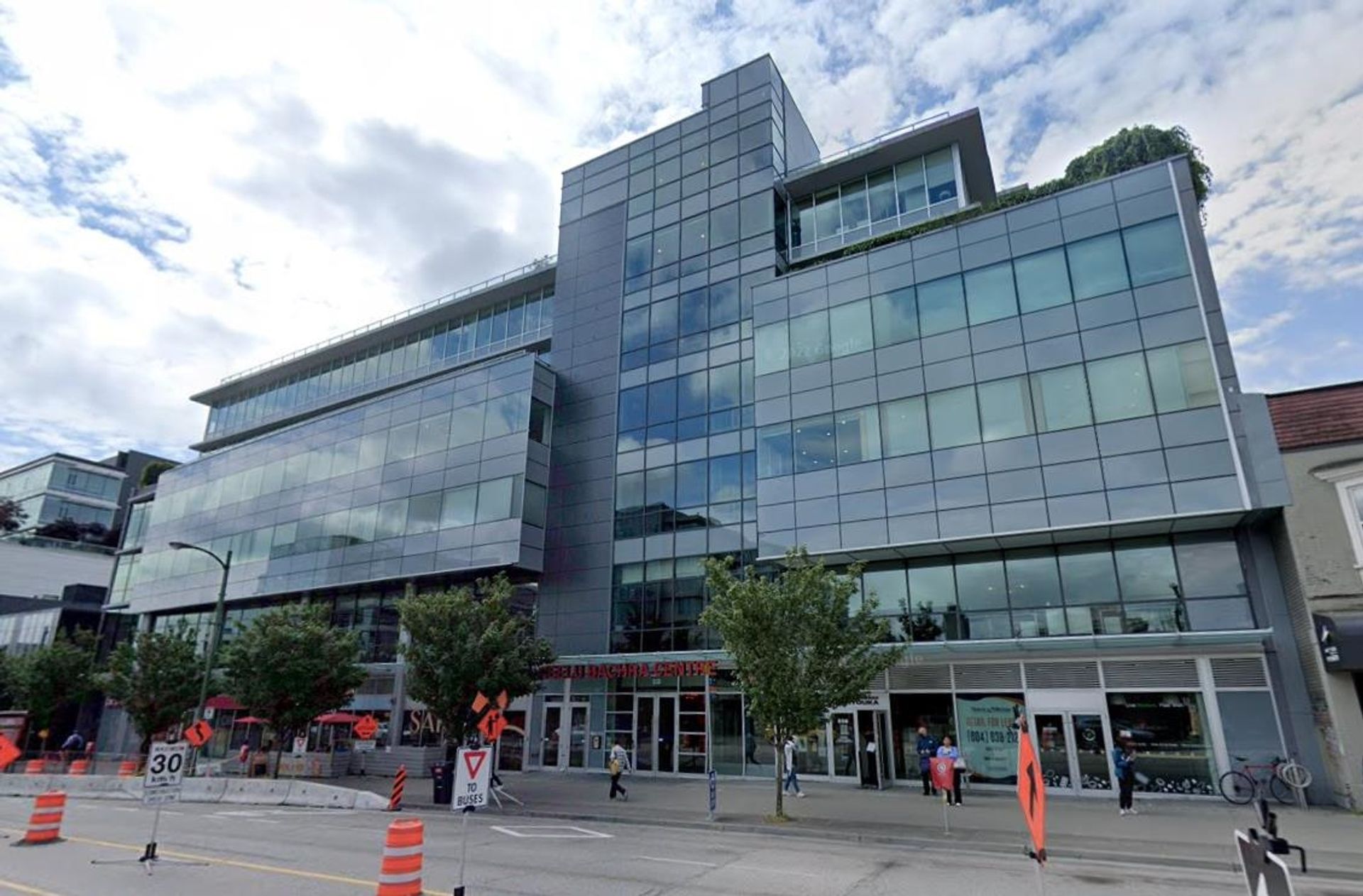 Photo 1 at 341 - 550 W Broadway, Fairview VW, Vancouver West Photo 1 at 341 - 550 W Broadway, Fairview VW, Vancouver West