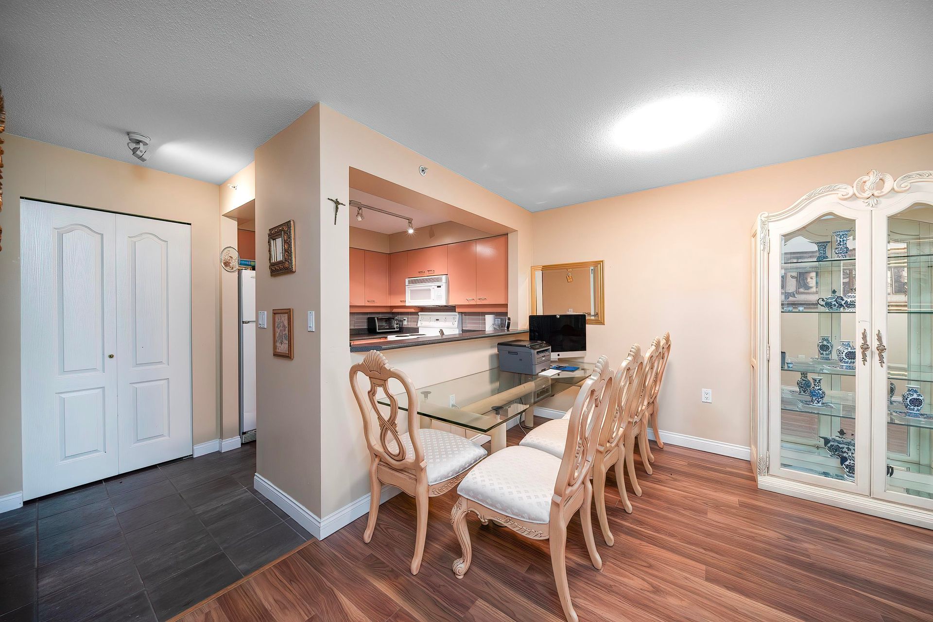 Photo 8 at 503 - 7380 Elmbridge Way, Brighouse, Richmond