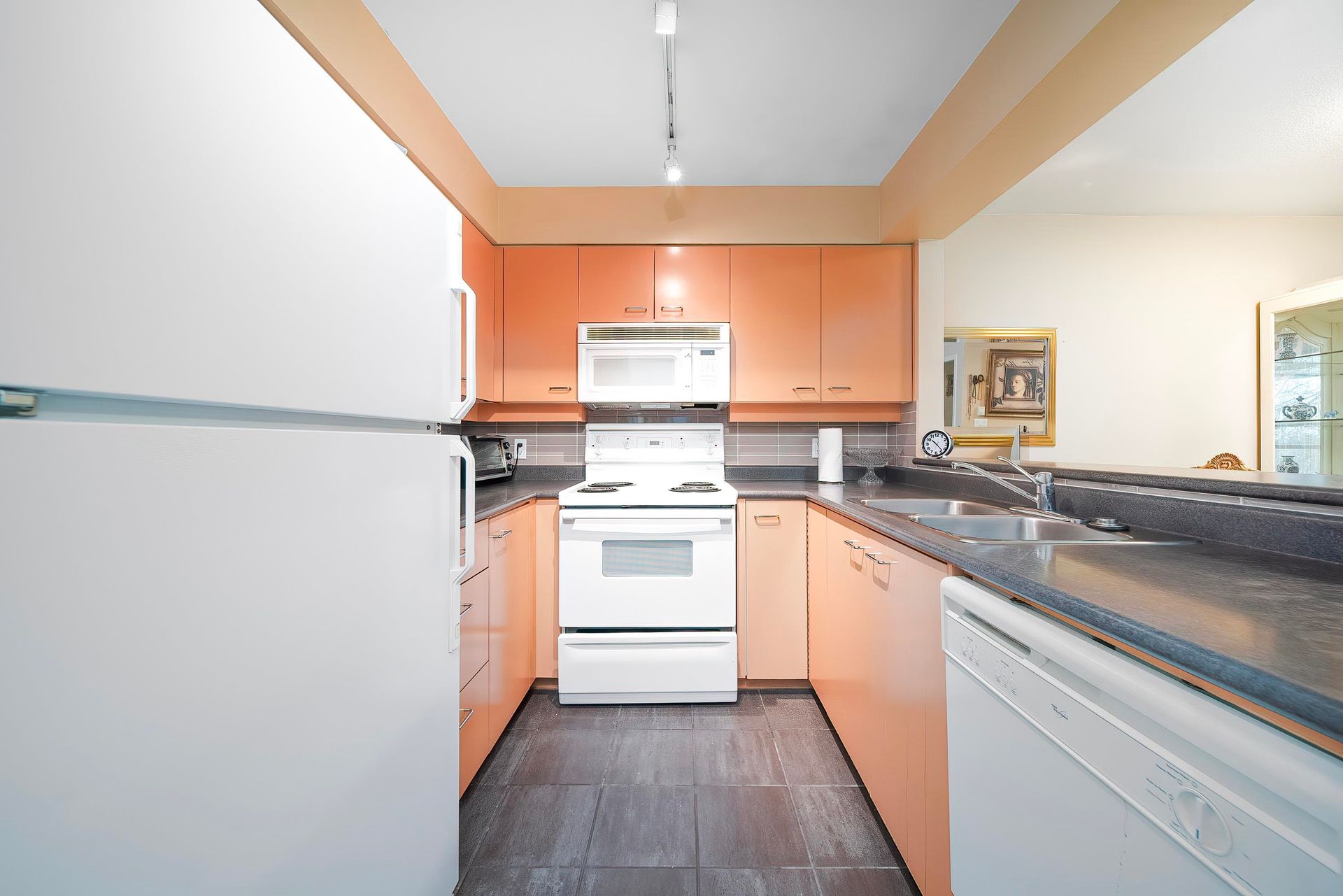 Photo 9 at 503 - 7380 Elmbridge Way, Brighouse, Richmond