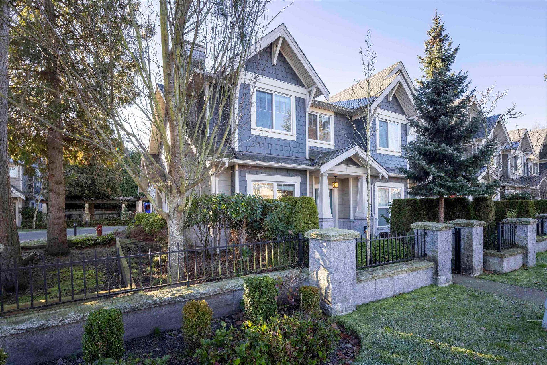1 - 7288 Blundell Road0