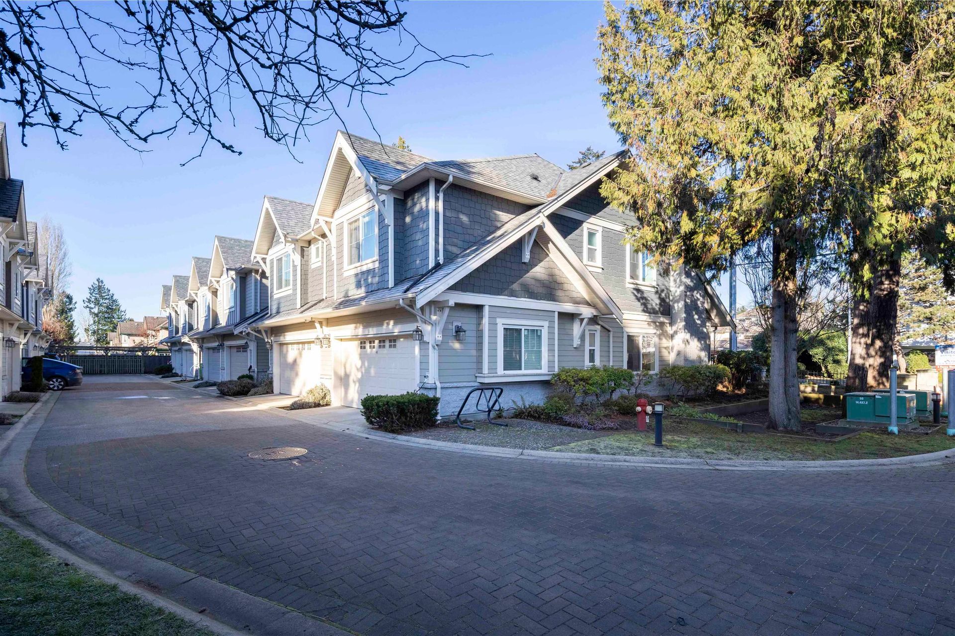 1 - 7288 Blundell Road1