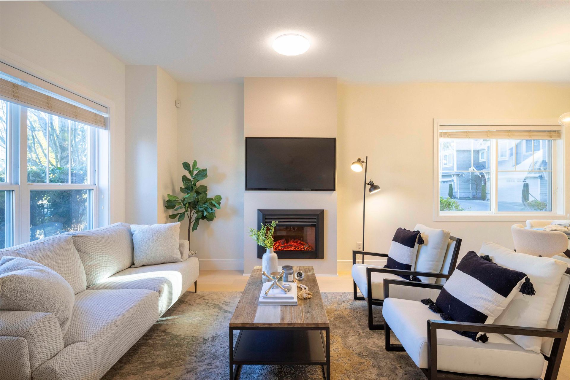 1 - 7288 Blundell Road3