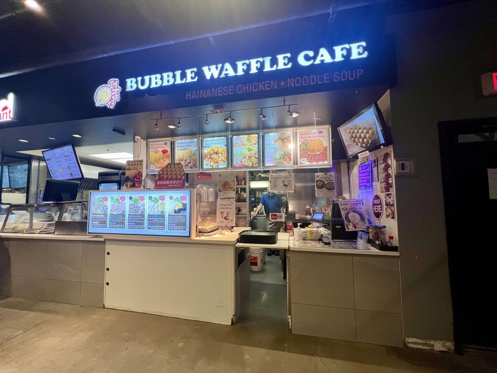 Photo 3 at 6 - 530 Hornby Street, Downtown VW, Vancouver West Photo 3 at 6 - 530 Hornby Street, Downtown VW, Vancouver West